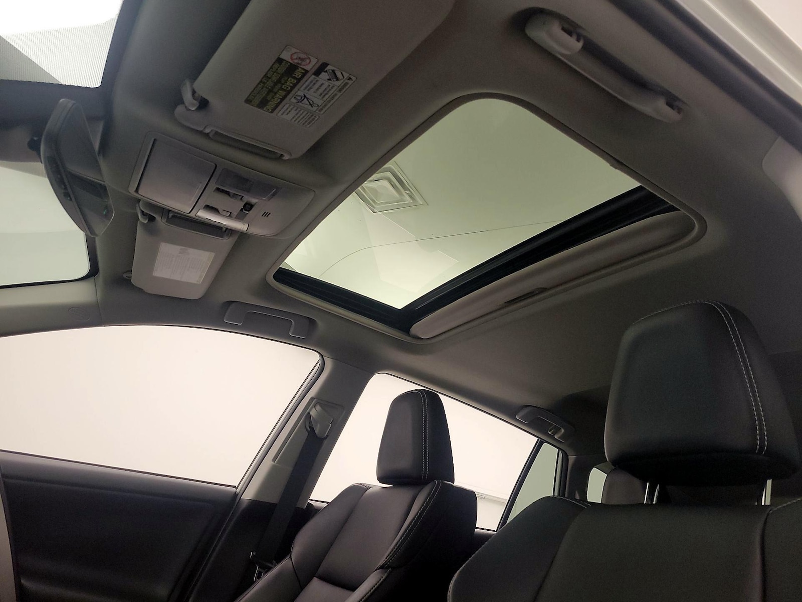 2017 Toyota RAV4 Limited - Photo 21