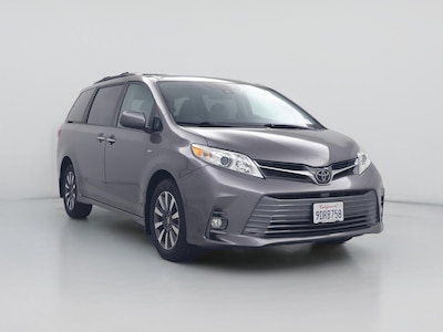 2020 Toyota Sienna XLE