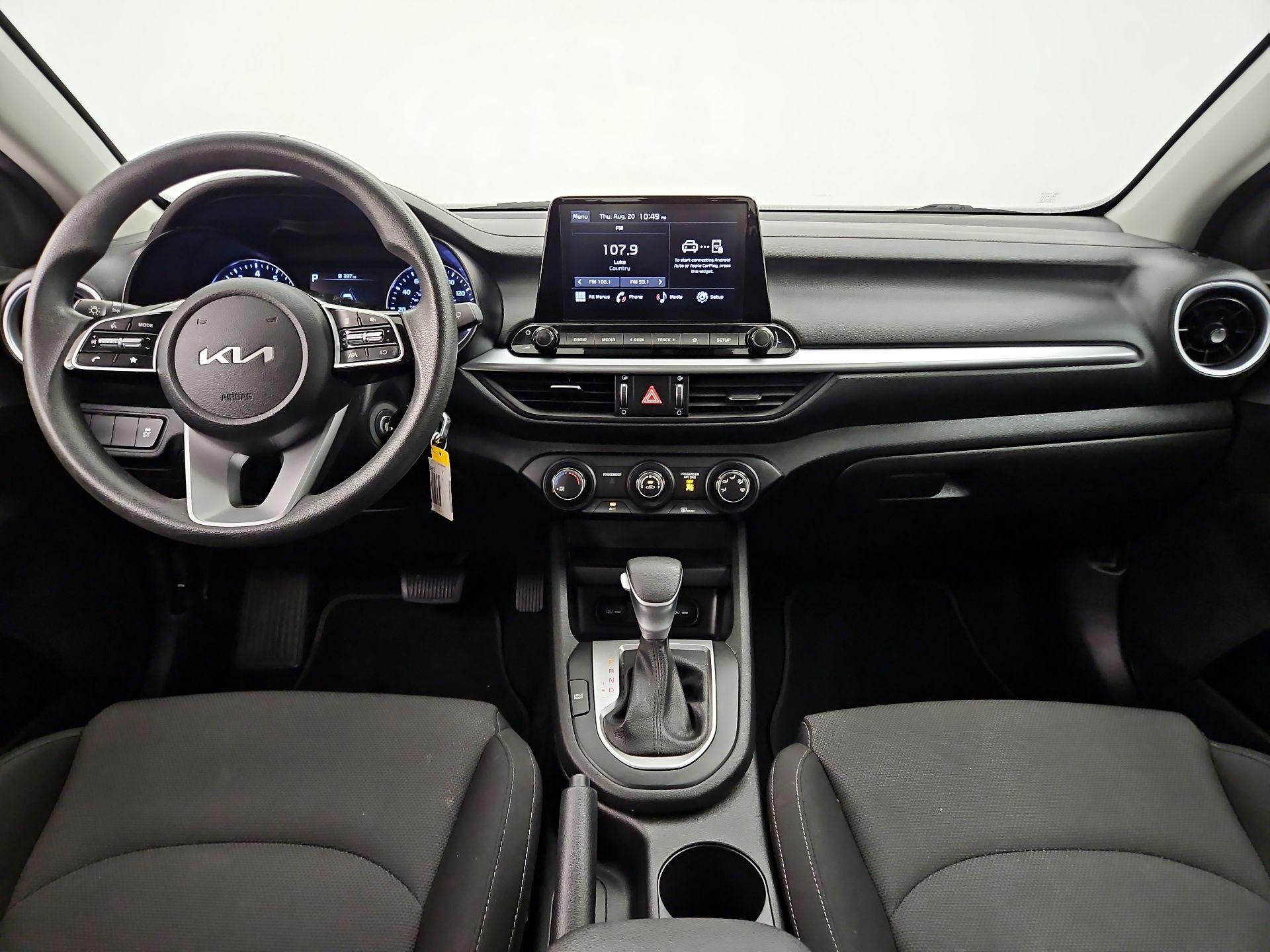Thumbnail: 2023 Kia Forte - 9