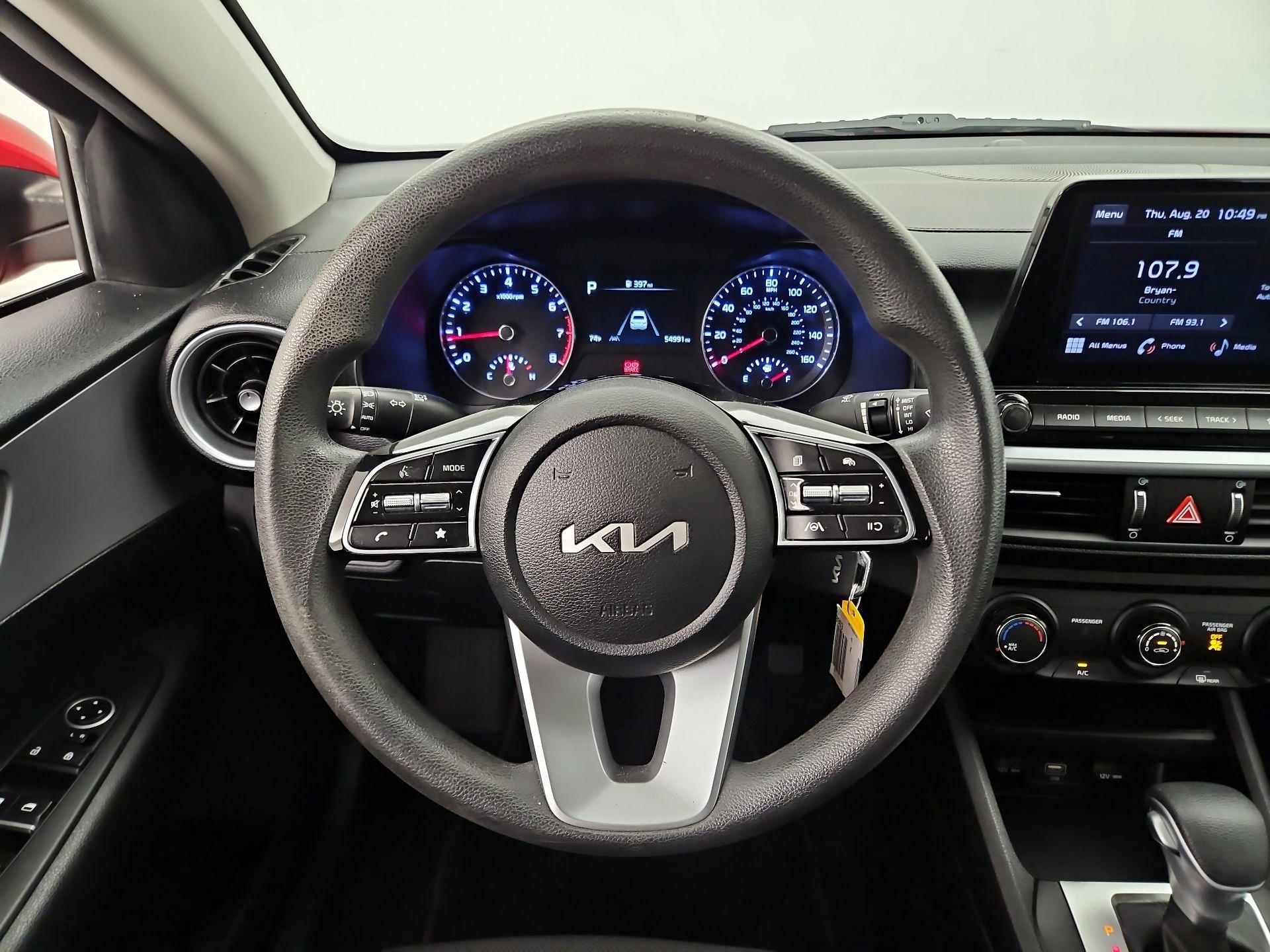 Thumbnail: 2023 Kia Forte - 10