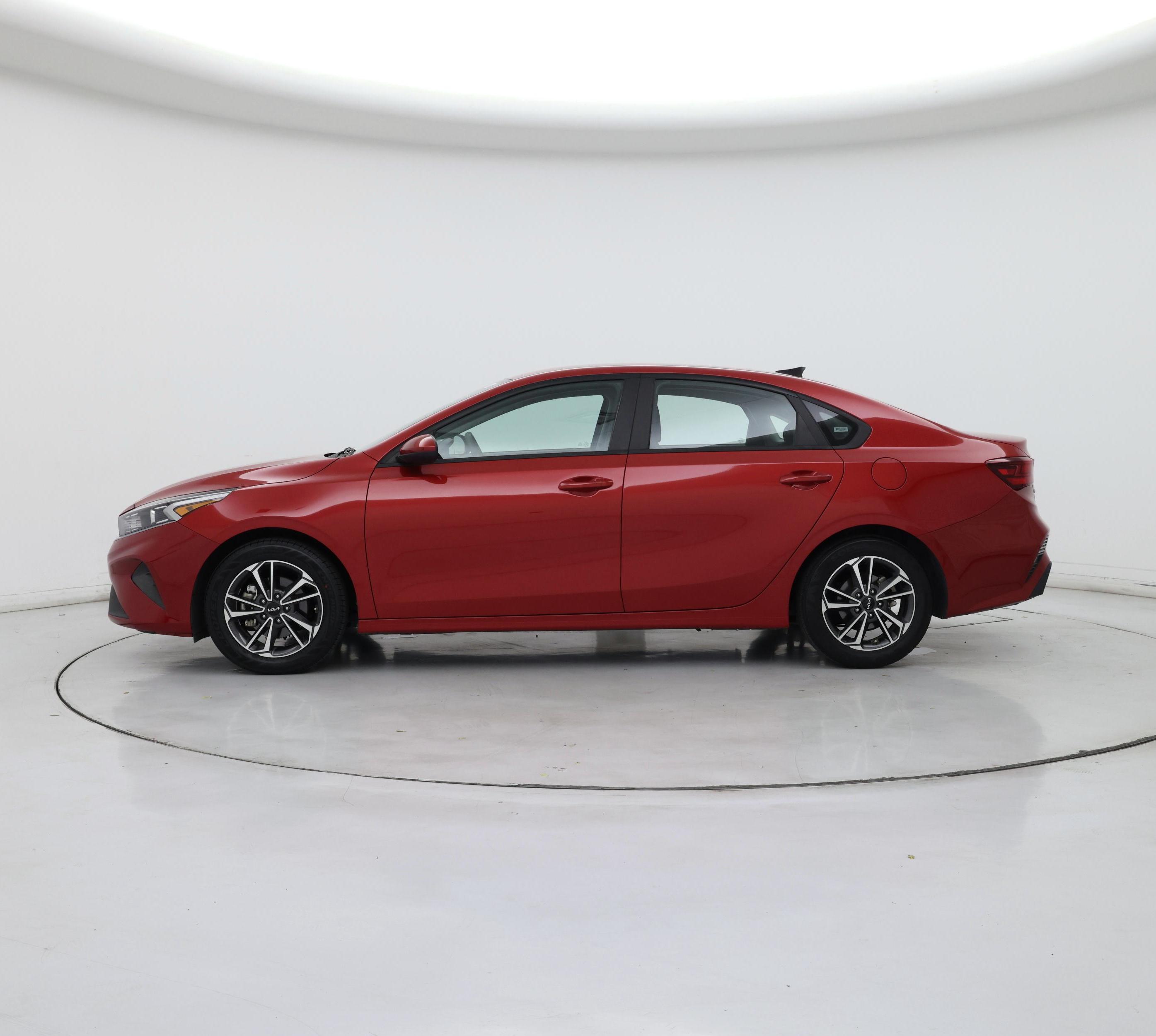 Thumbnail: 2023 Kia Forte - 3