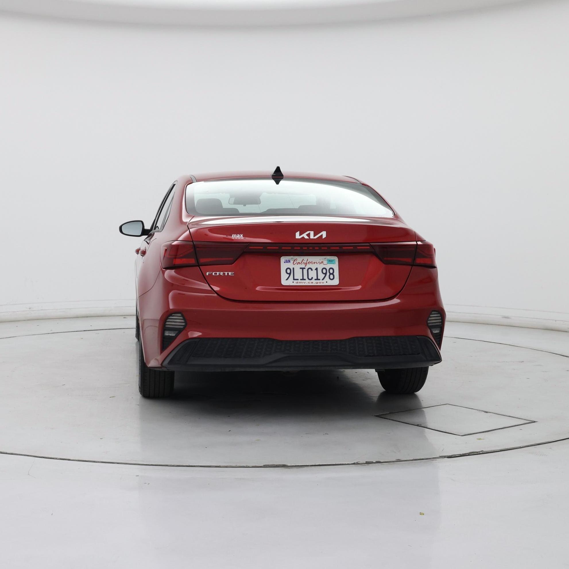 Thumbnail: 2023 Kia Forte - 6