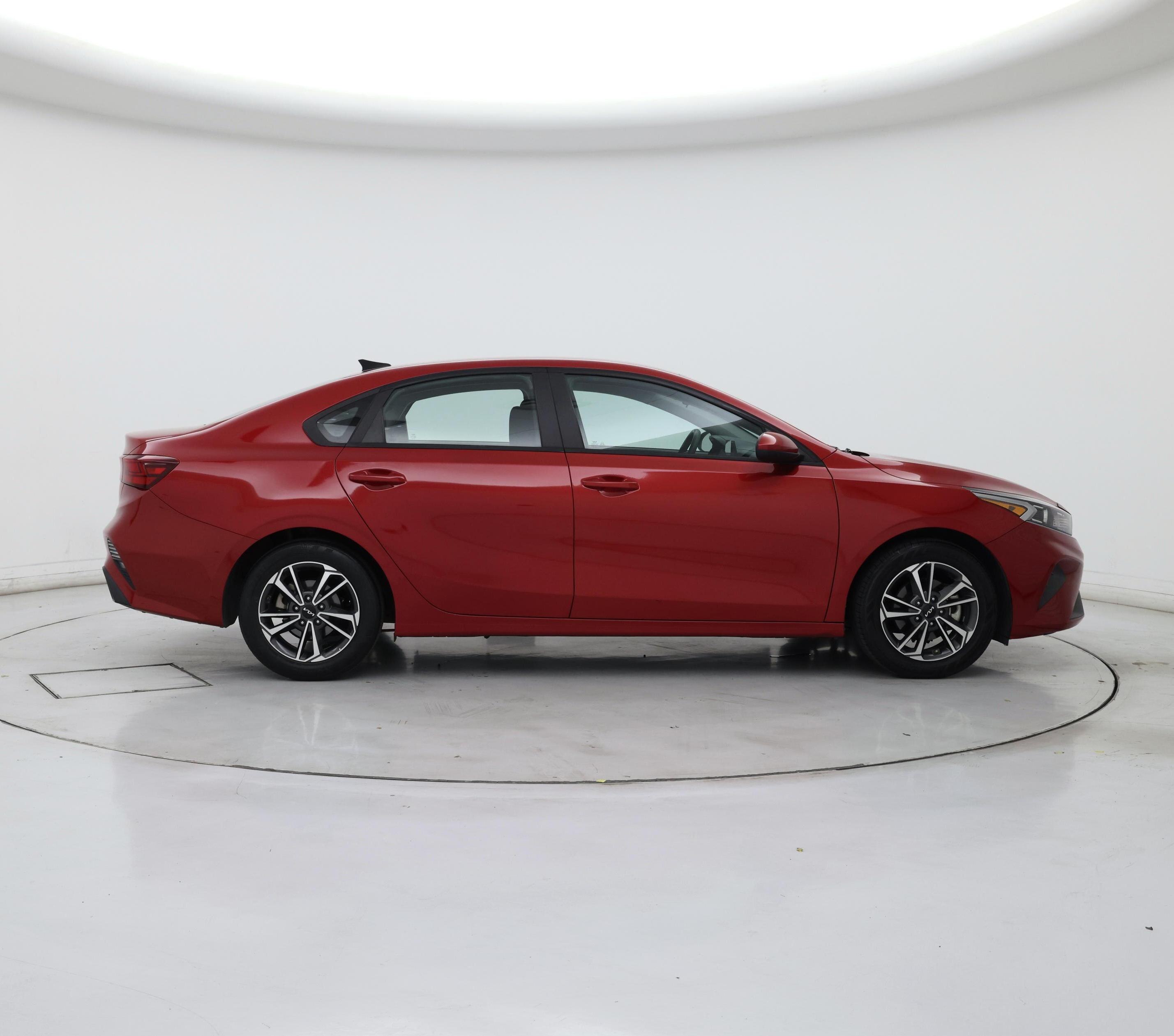 Thumbnail: 2023 Kia Forte - 7
