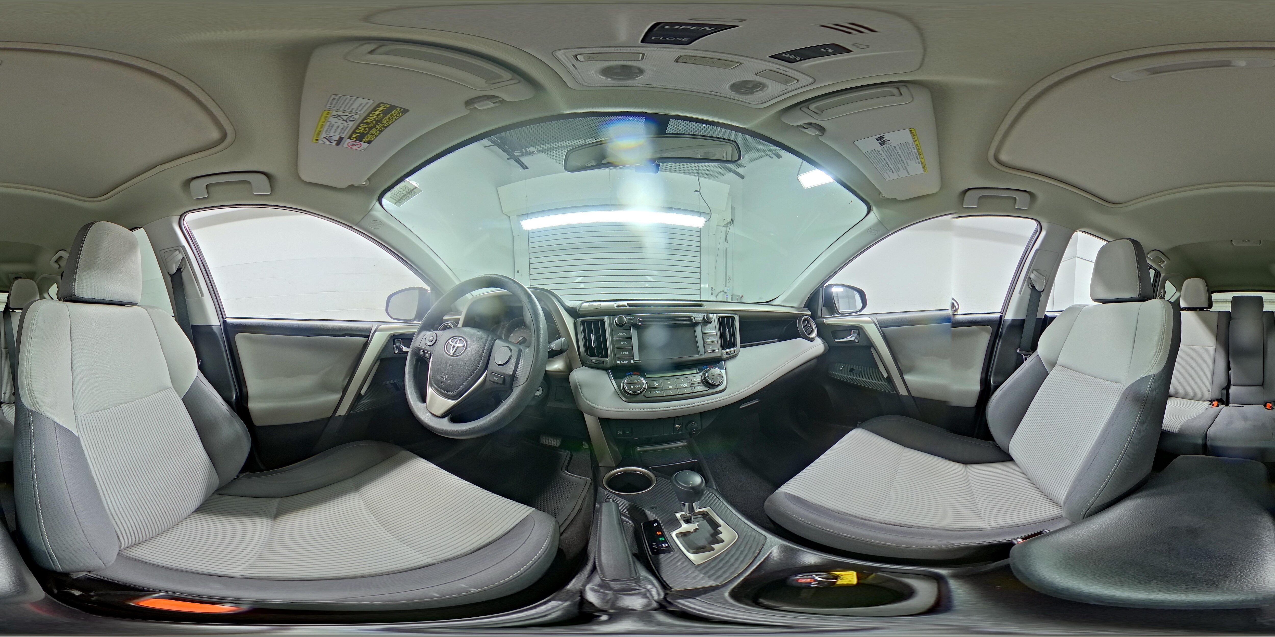 2015 Toyota RAV4 XLE - Photo 23