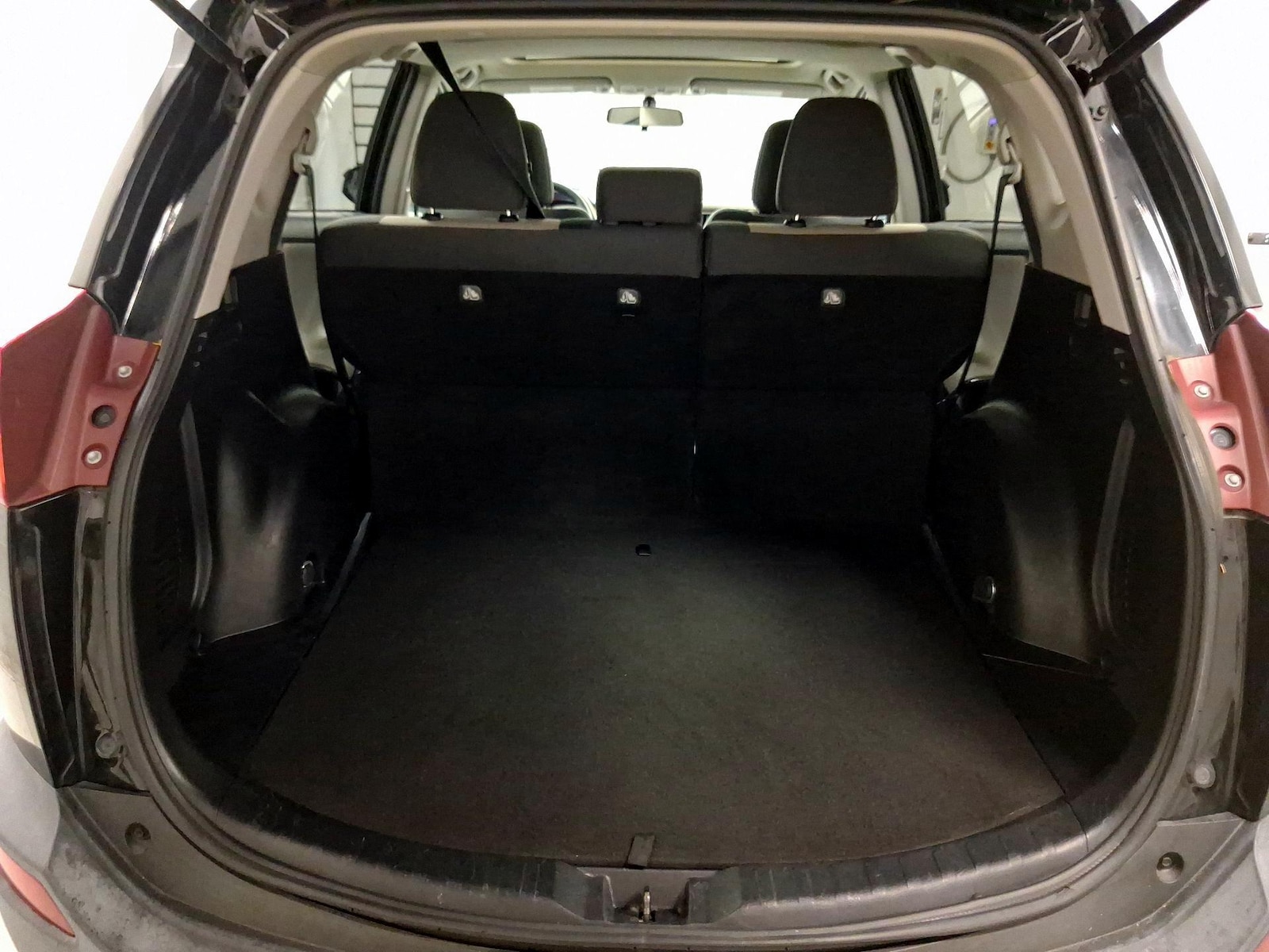 2015 Toyota RAV4 XLE - Photo 20