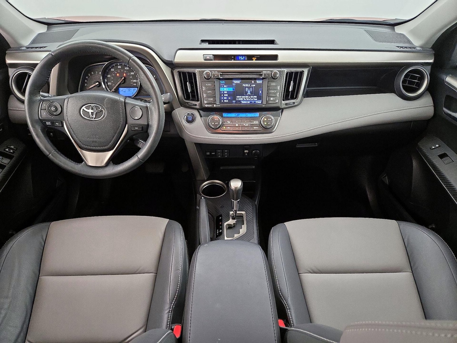 2014 Toyota RAV4 Limited - Photo 10