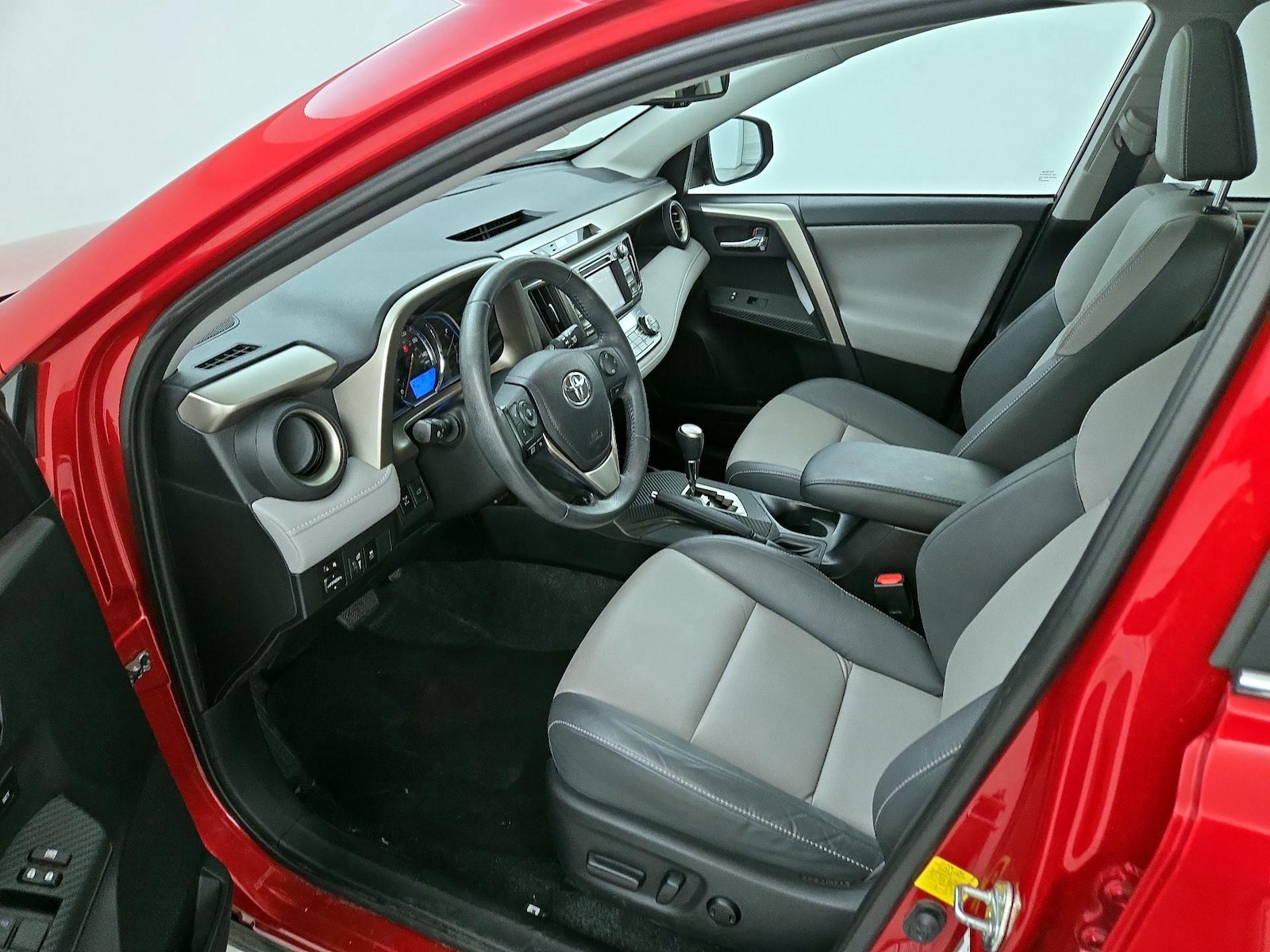 2014 Toyota RAV4 Limited - Photo 12