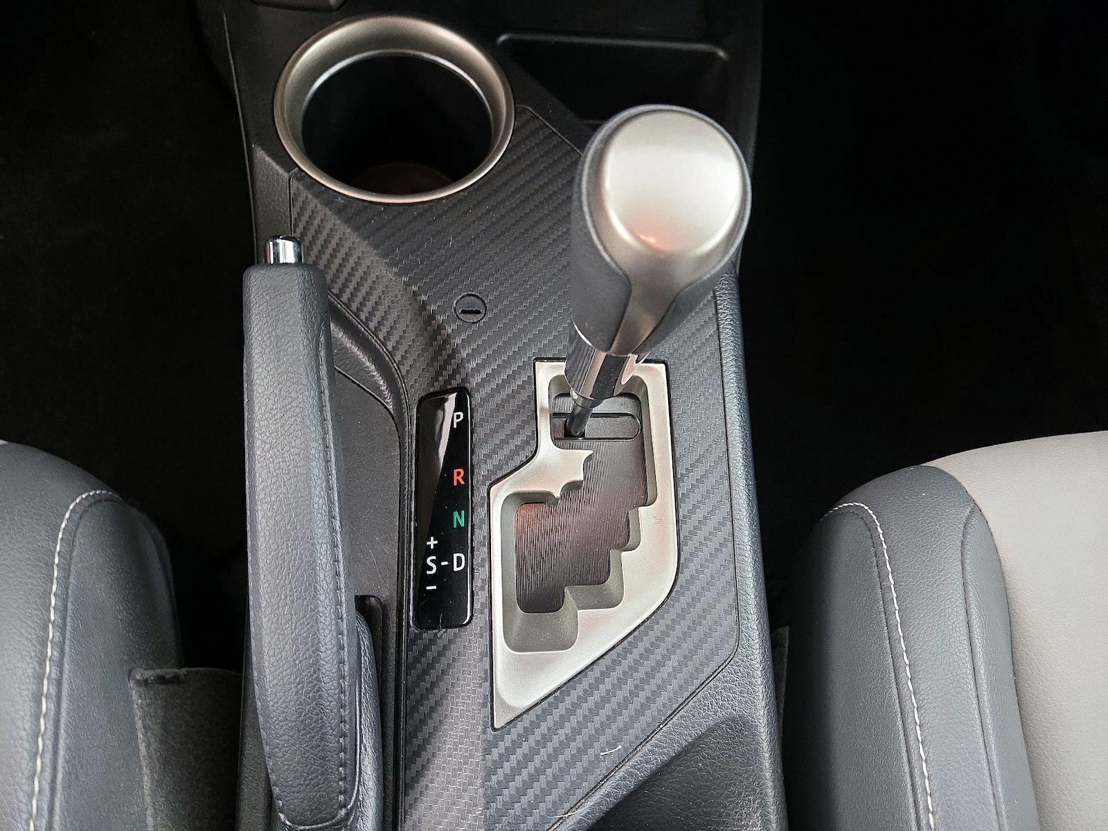 2014 Toyota RAV4 Limited - Photo 18