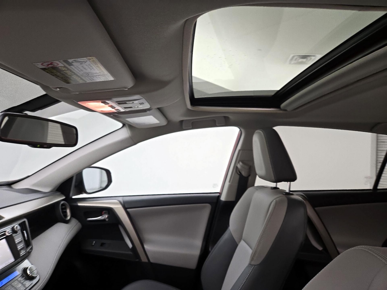 2014 Toyota RAV4 Limited - Photo 20
