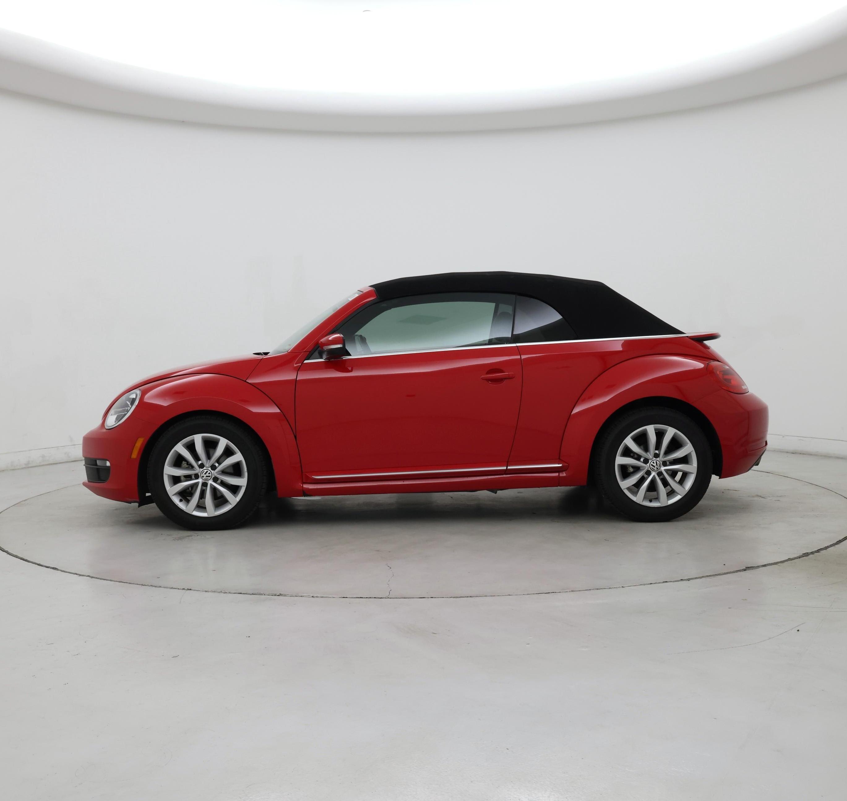 Thumbnail: 2014 Volkswagen Beetle - 7