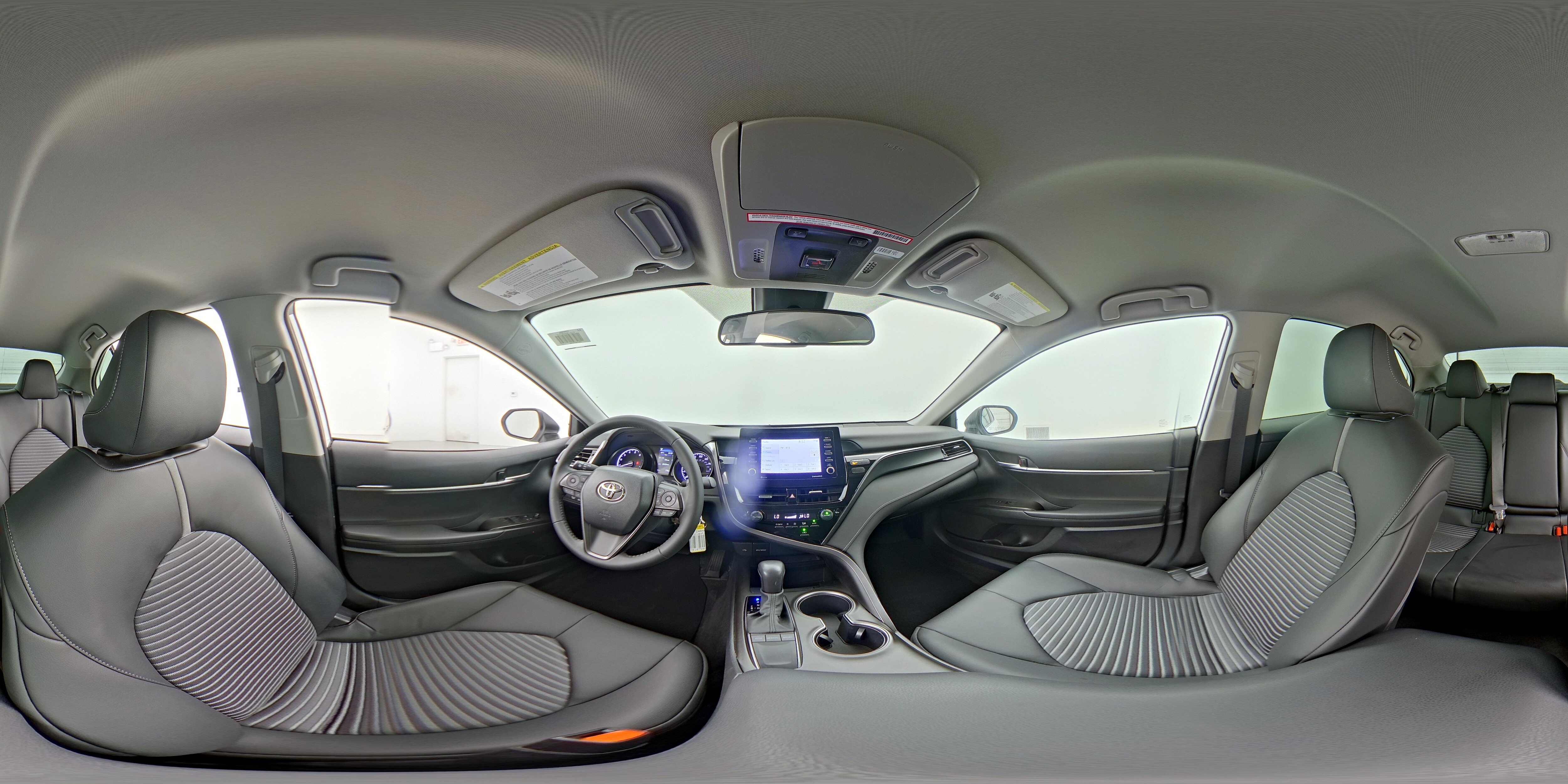 2023 Toyota Camry SE - Photo 24
