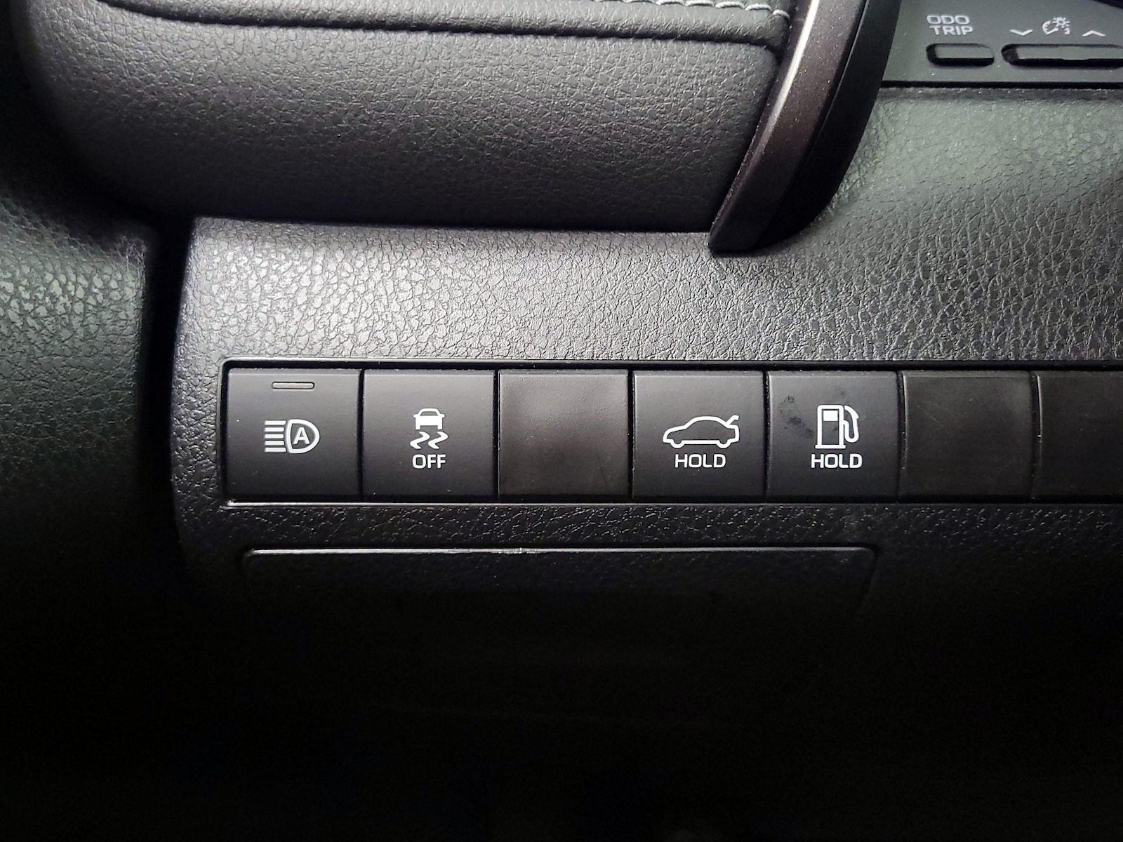 2023 Toyota Camry SE - Photo 14