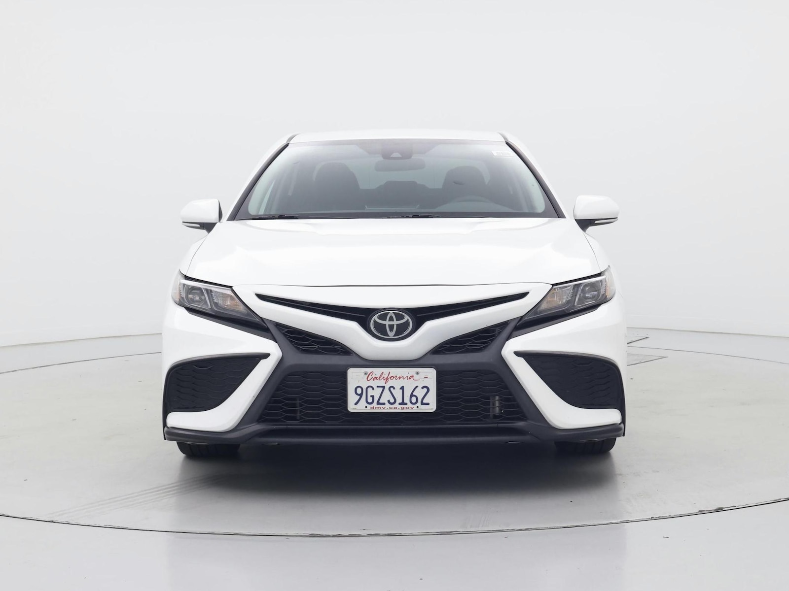 2023 Toyota Camry SE - Photo 6
