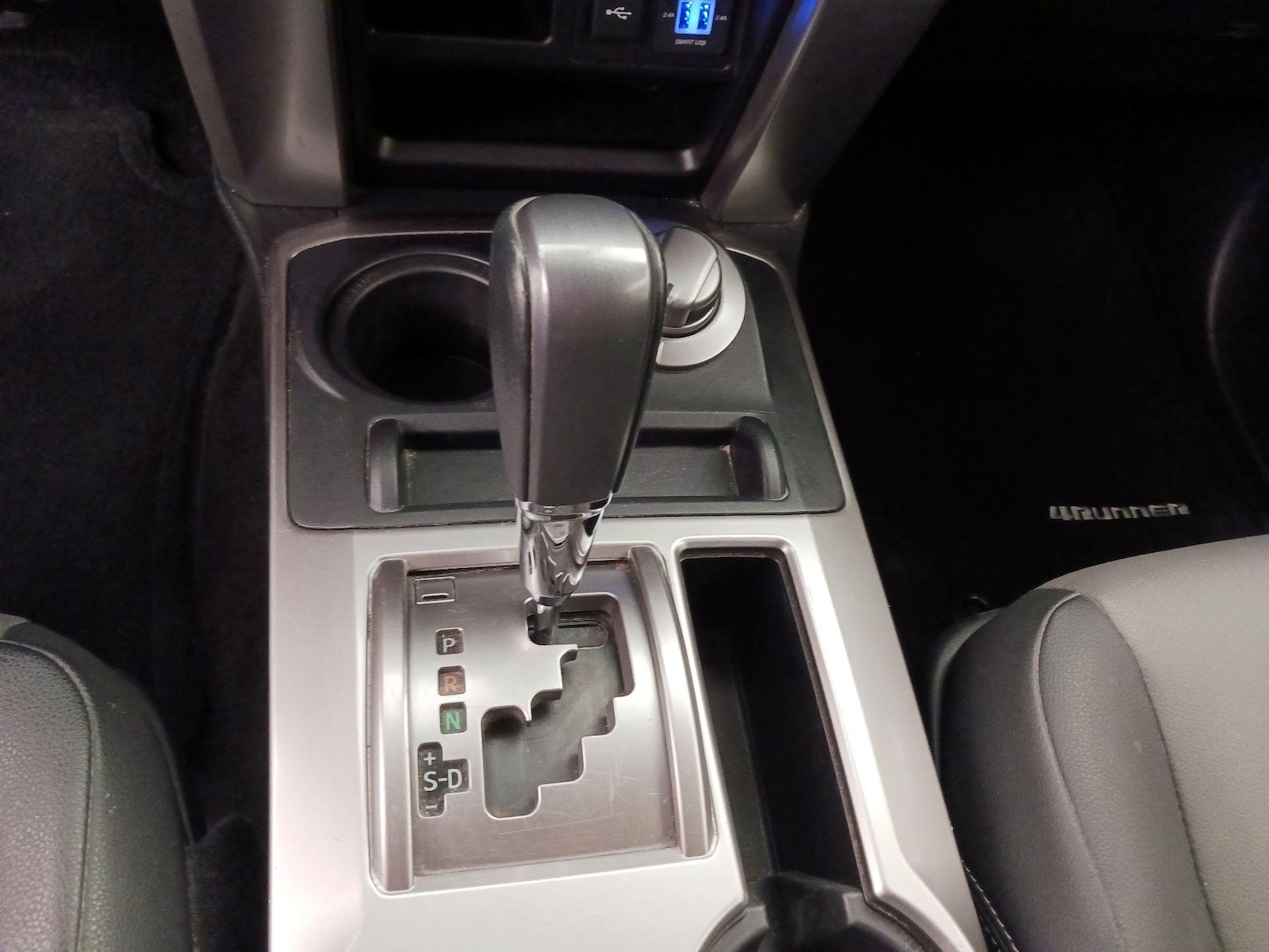 2022 Toyota 4Runner SR5 Premium - Photo 19