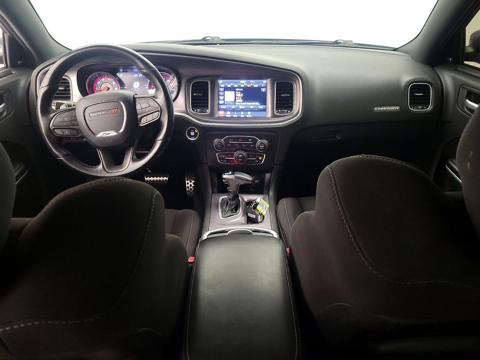 Apple CarPlay® & Android Auto™