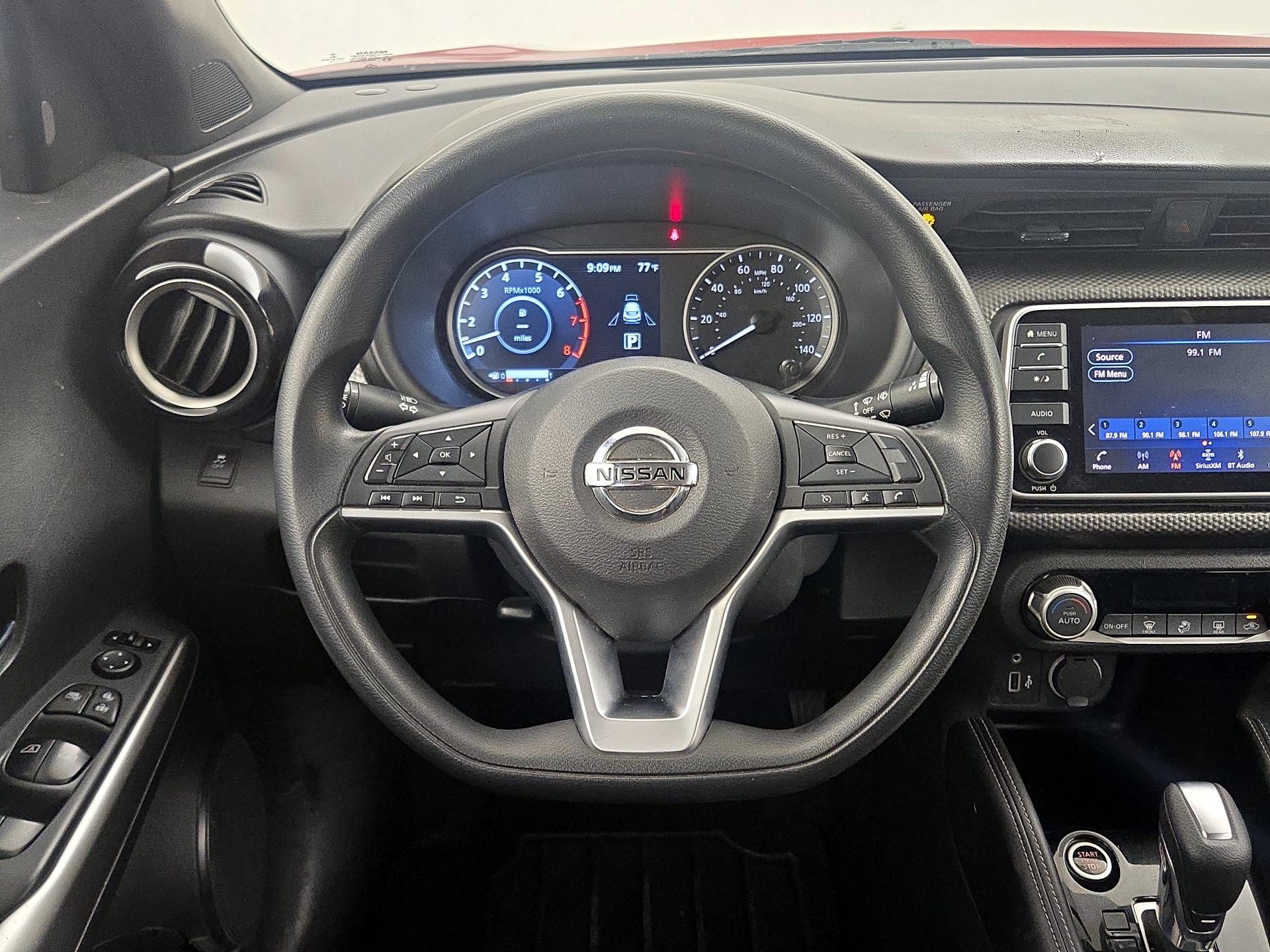 Thumbnail: 2019 Nissan Kicks - 10