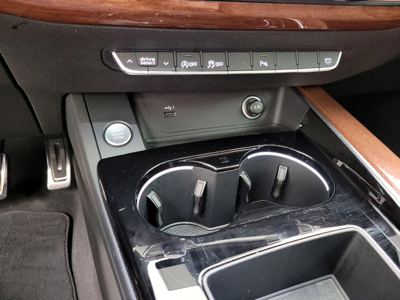 2021 Audi A4 Premium - Photo 17