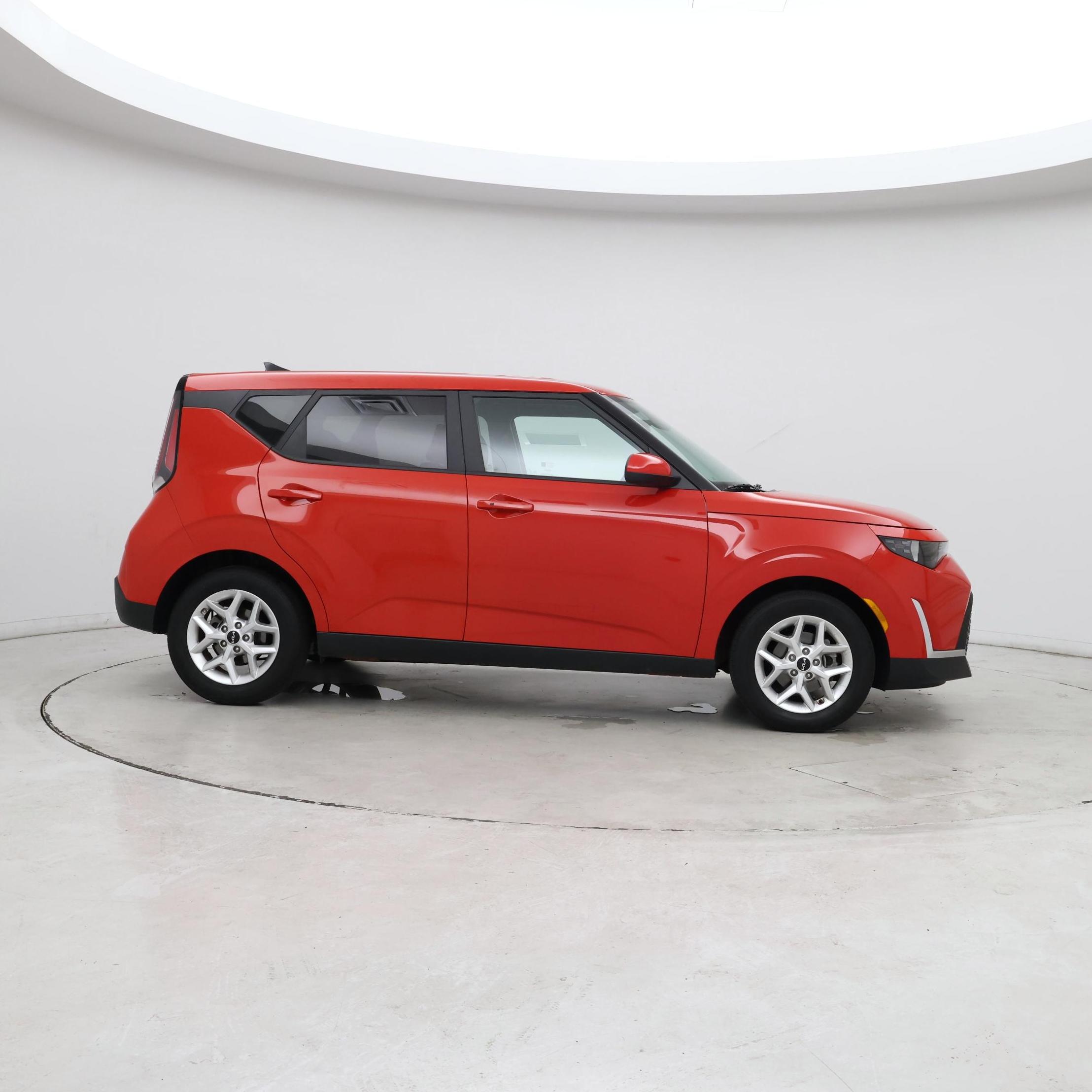 Thumbnail: 2023 Kia Soul - 7