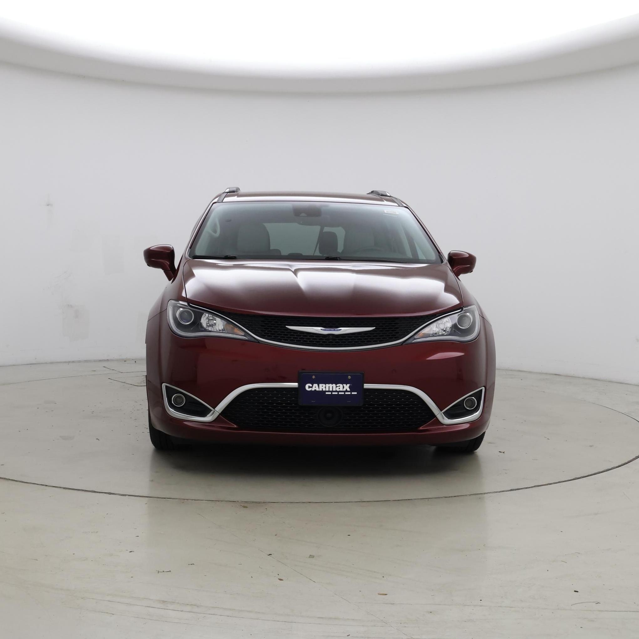 Thumbnail: 2017 Chrysler Pacifica - 5