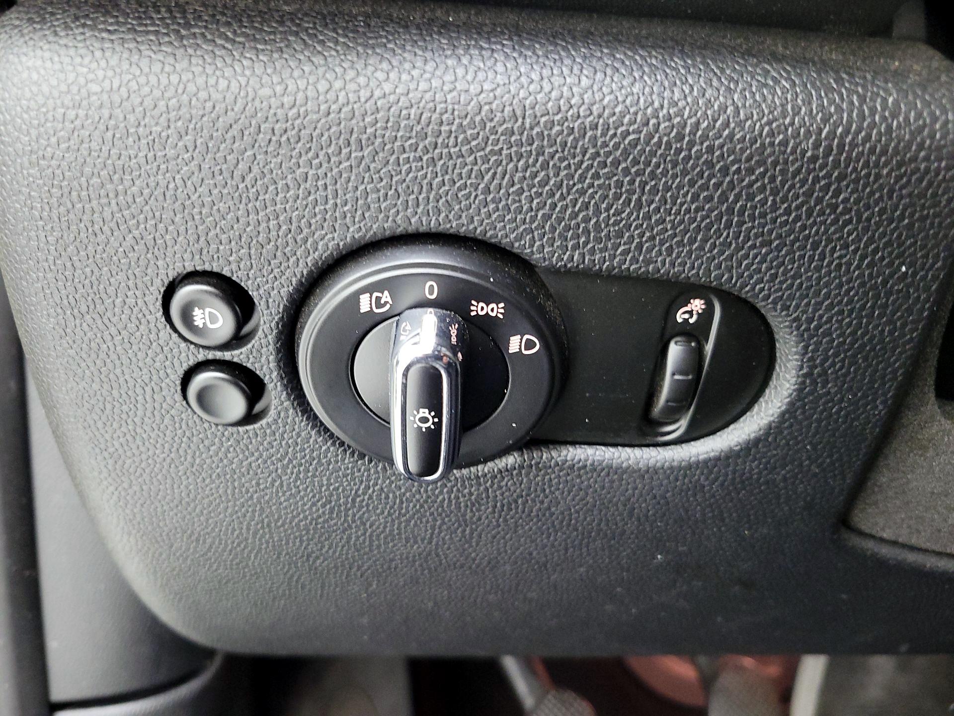 Thumbnail: 2016 MINI Cooper - 13