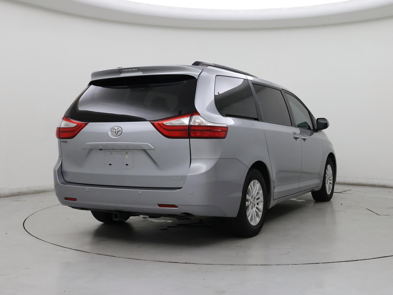 2017 Toyota Sienna XLE Premium - Photo 9