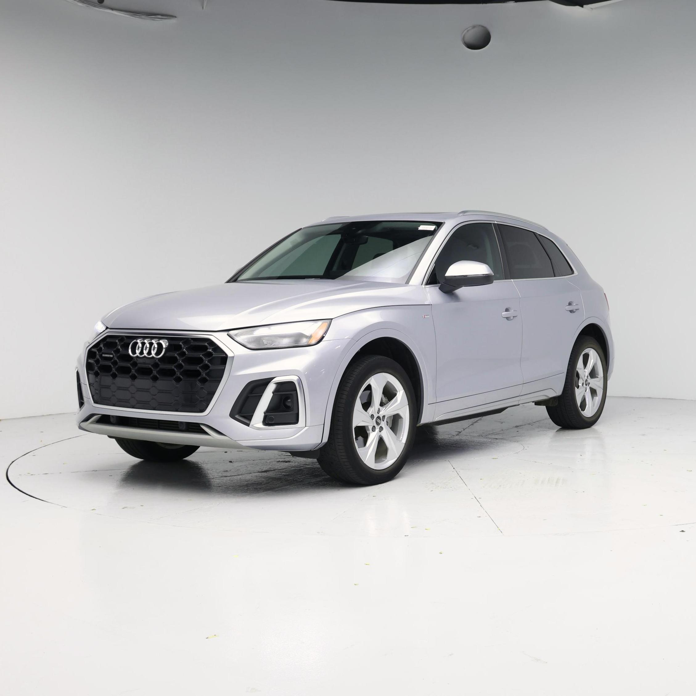 Thumbnail: 2022 Audi Q5 - 4