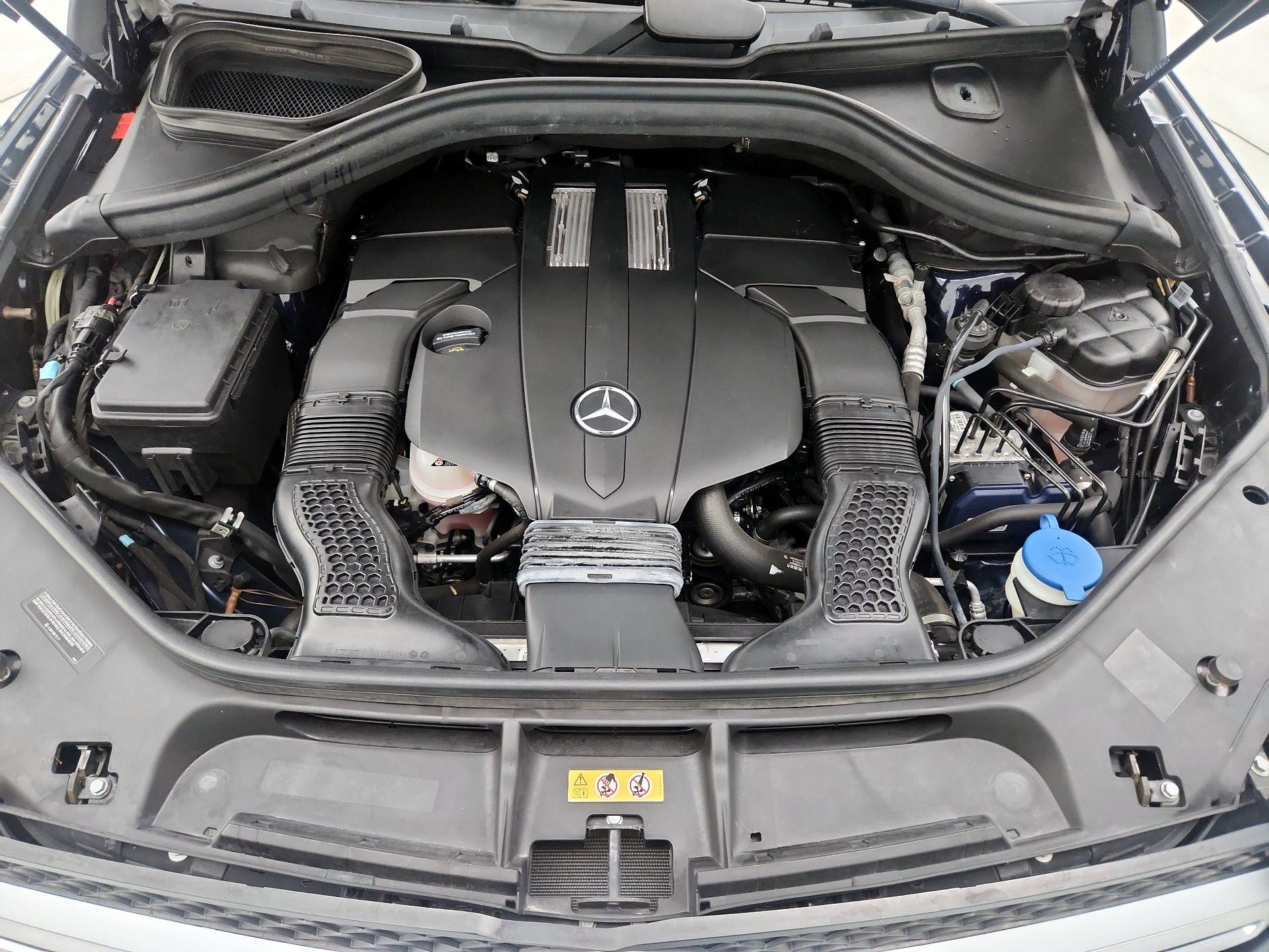 Thumbnail: 2019 Mercedes-Benz GLS - 17