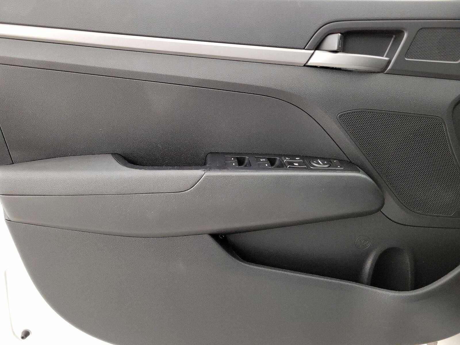 2018 Hyundai Elantra SE - Photo 13