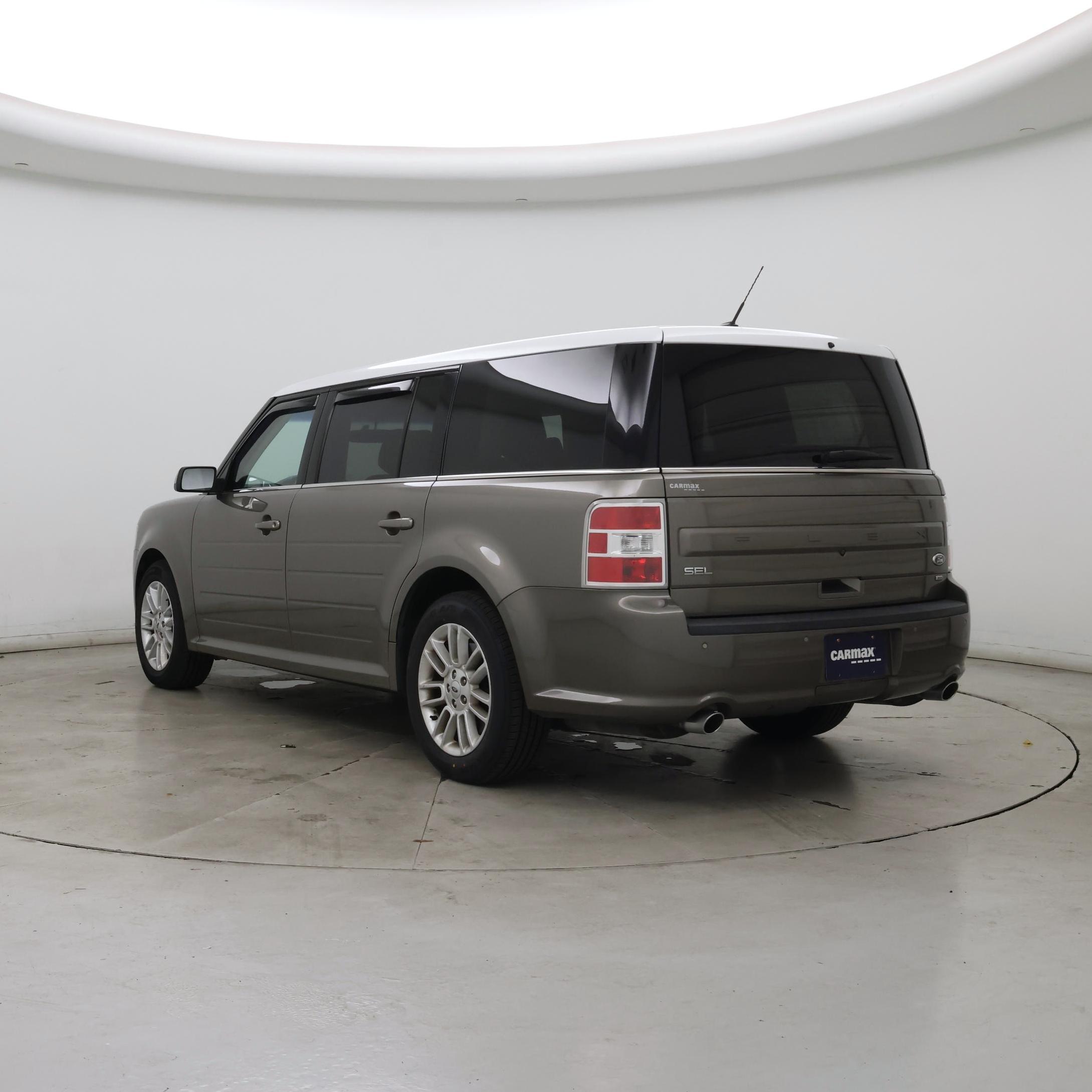 Thumbnail: 2014 Ford Flex - 2