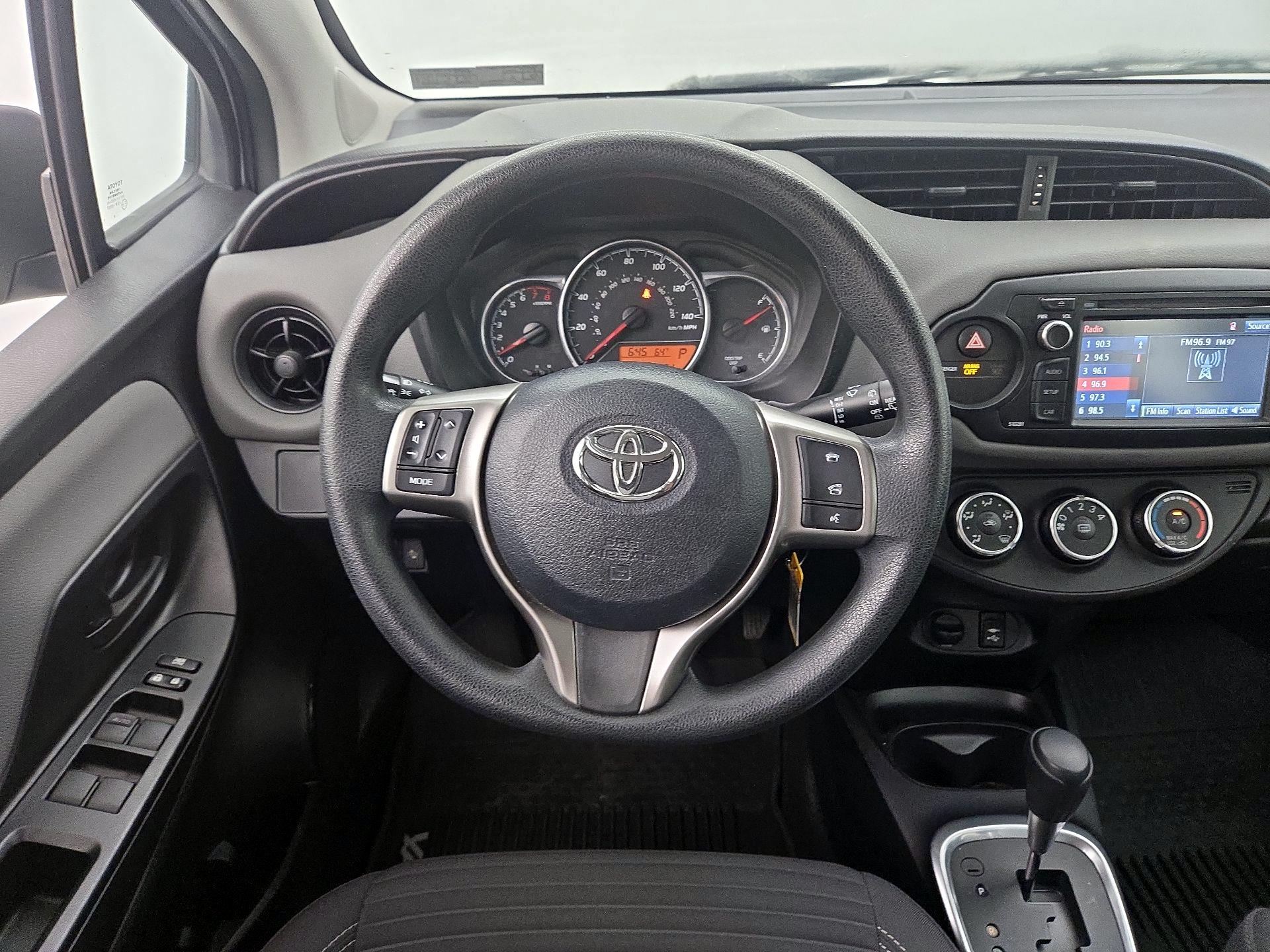 Thumbnail: 2018 Toyota Yaris - 10