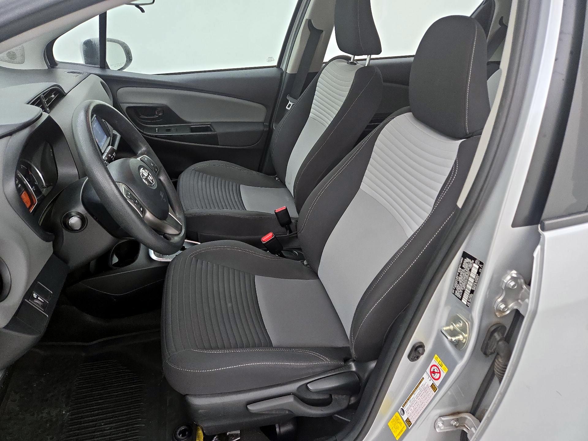 Thumbnail: 2018 Toyota Yaris - 11