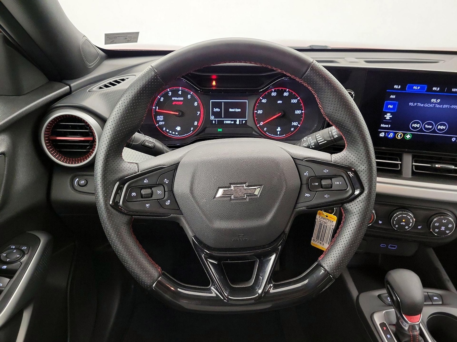 2024 Chevrolet Trax RS - Photo 11