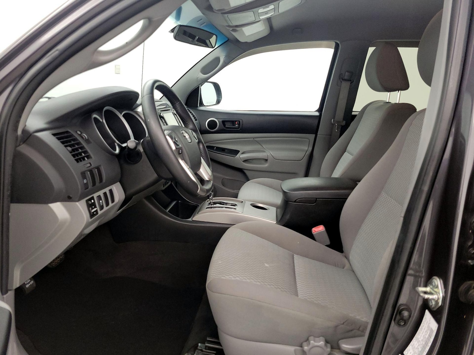 2015 Toyota Tacoma PreRunner - Photo 12