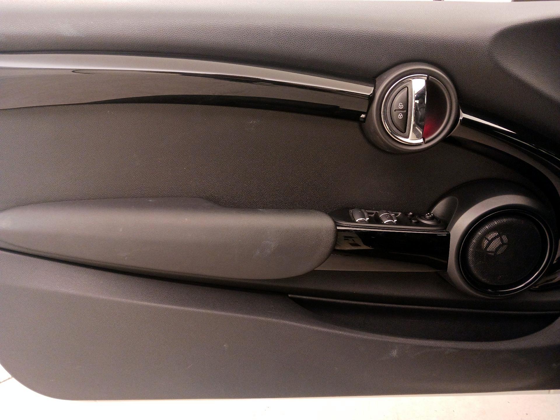 Thumbnail: 2017 MINI Cooper - 12