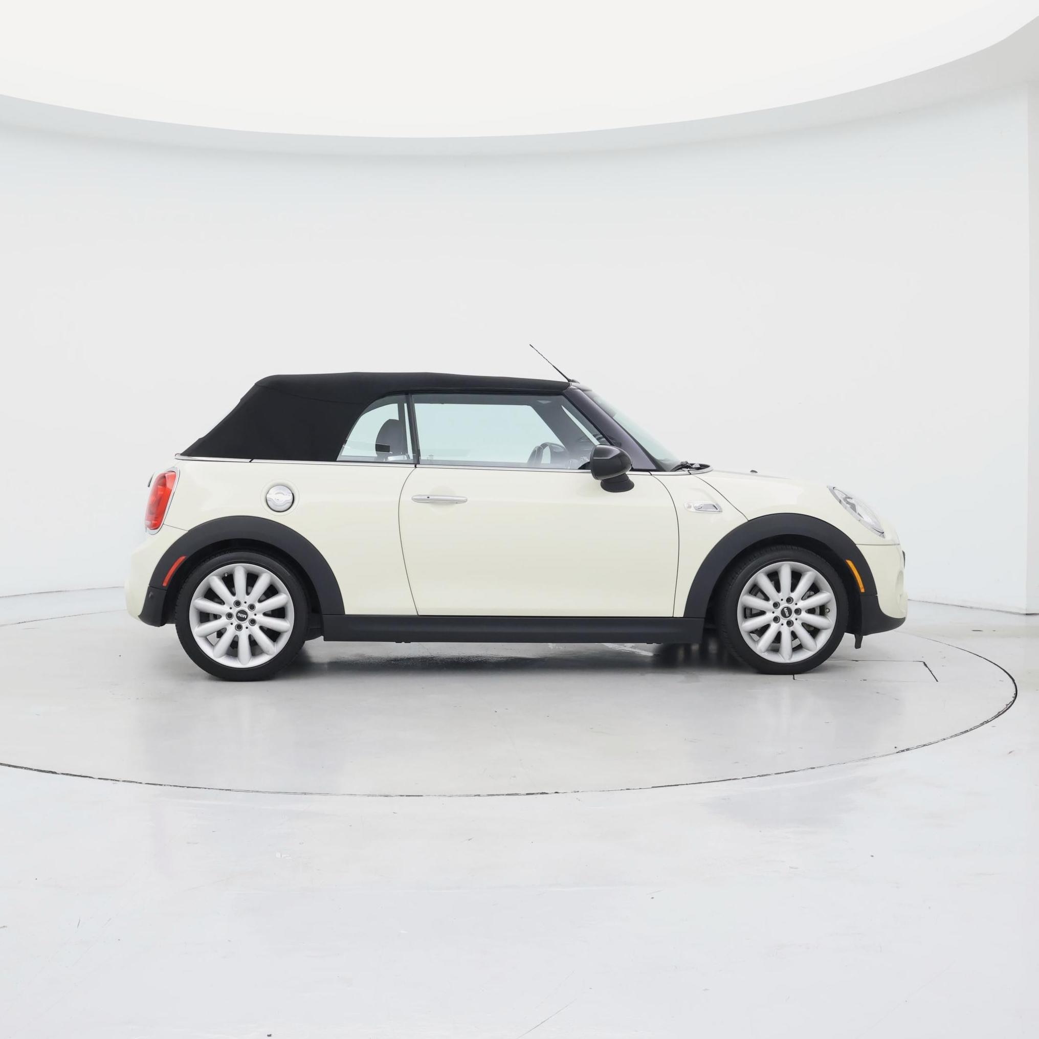 Thumbnail: 2017 MINI Cooper - 7
