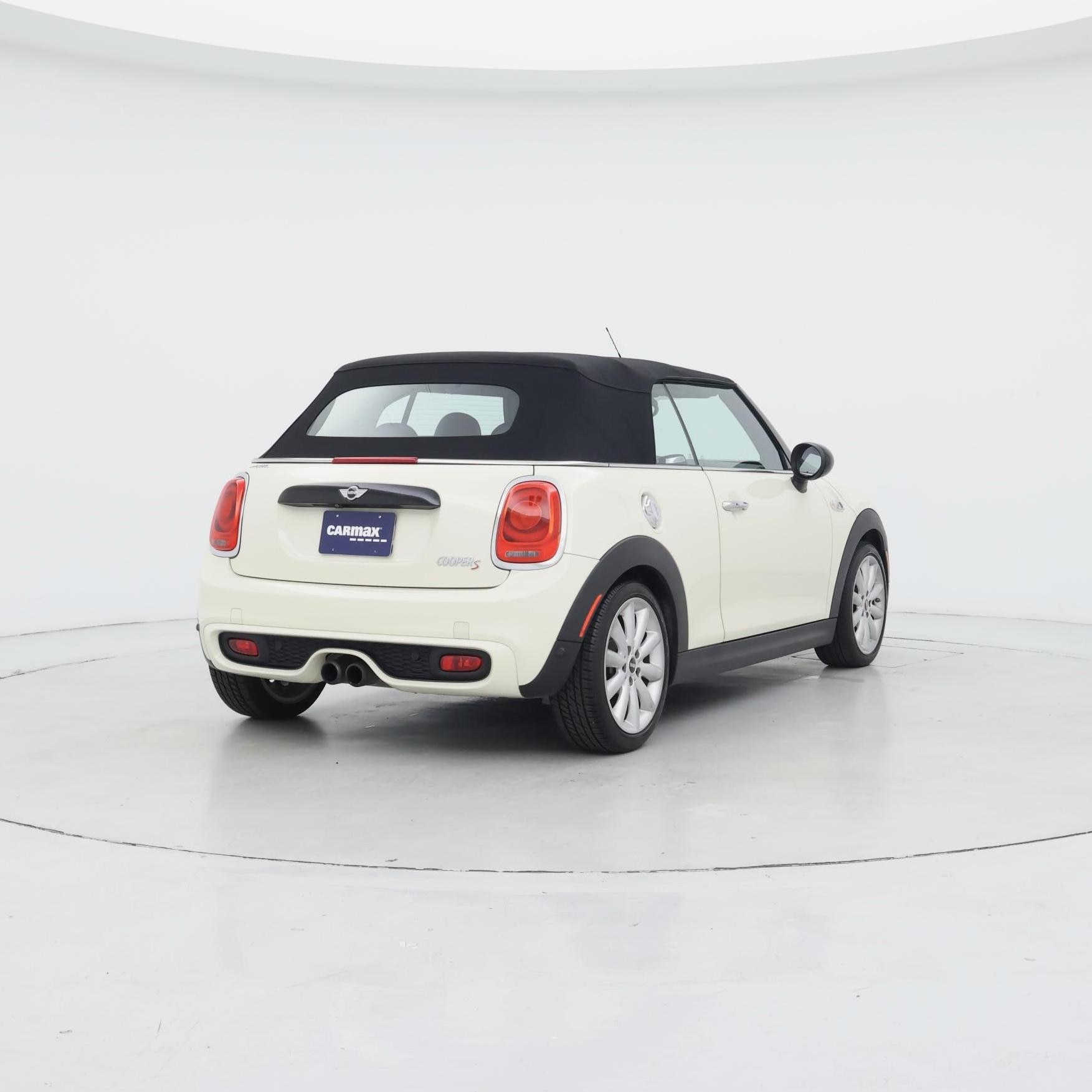 Thumbnail: 2017 MINI Cooper - 8