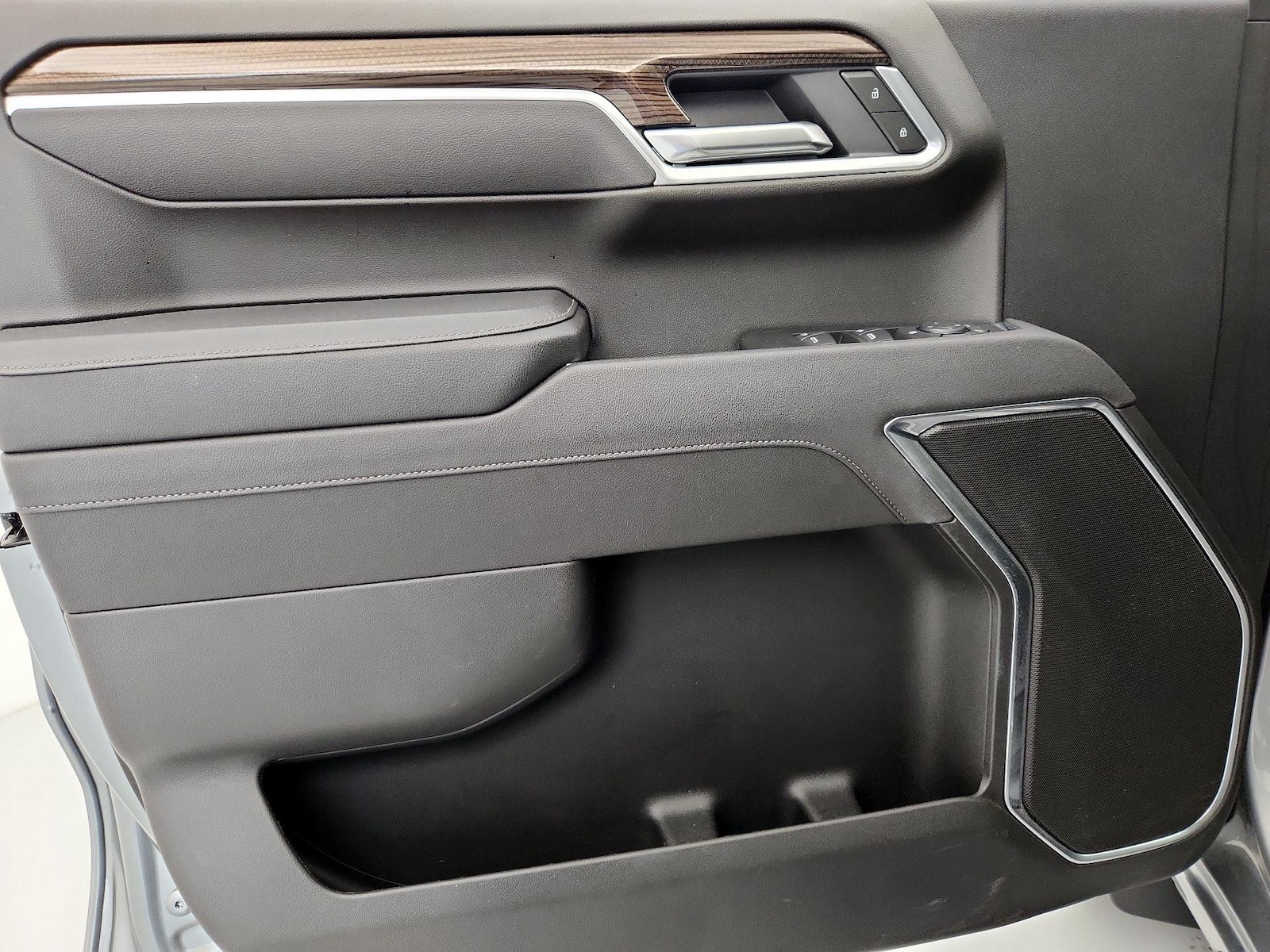 2026 Chevrolet Silverado 1500 LT - Photo 13