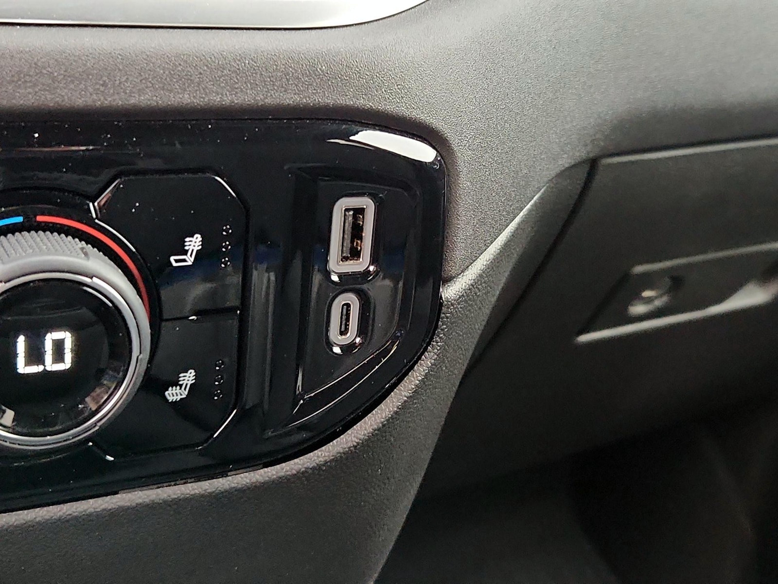 2026 Chevrolet Silverado 1500 LT - Photo 20