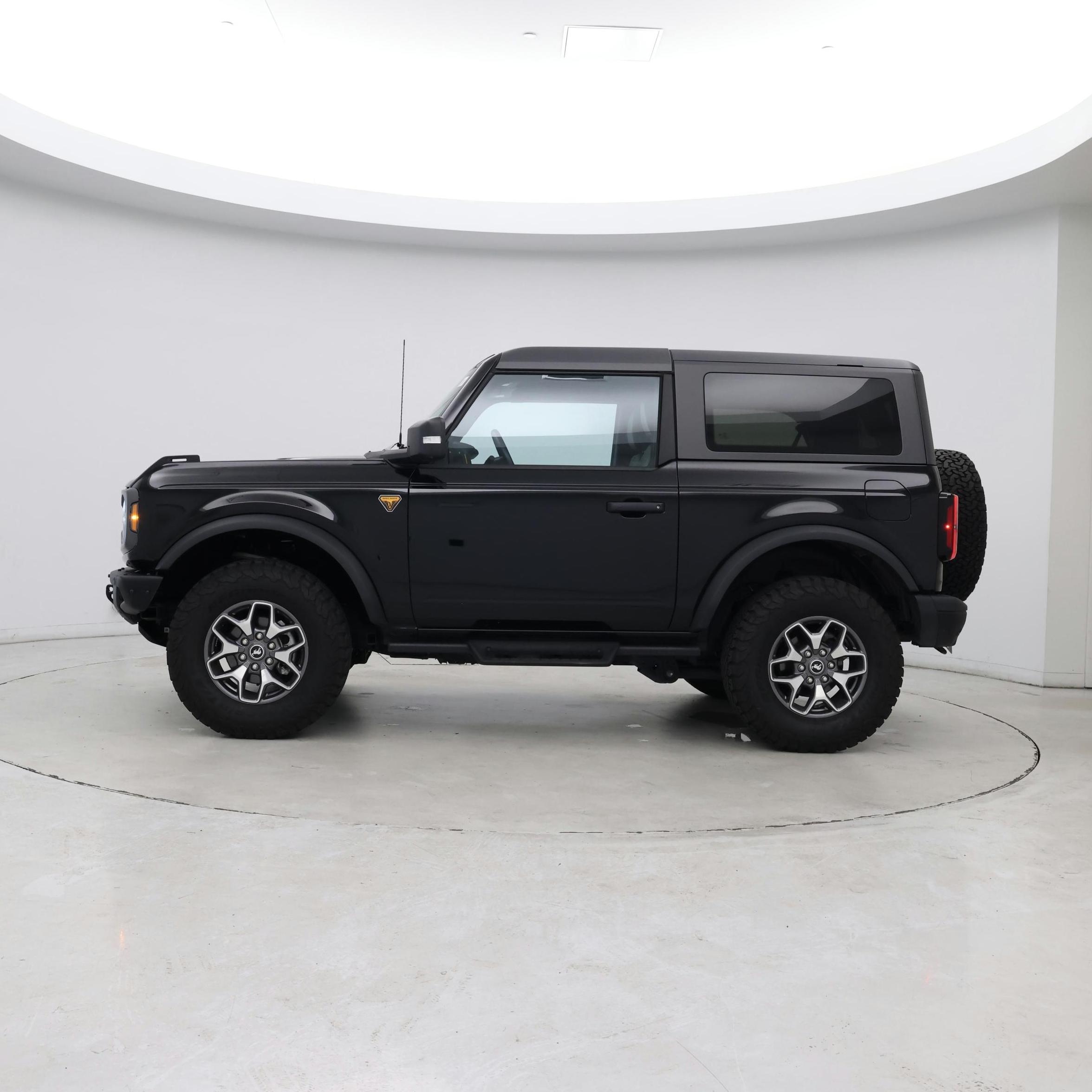 Thumbnail: 2024 Ford Bronco - 3