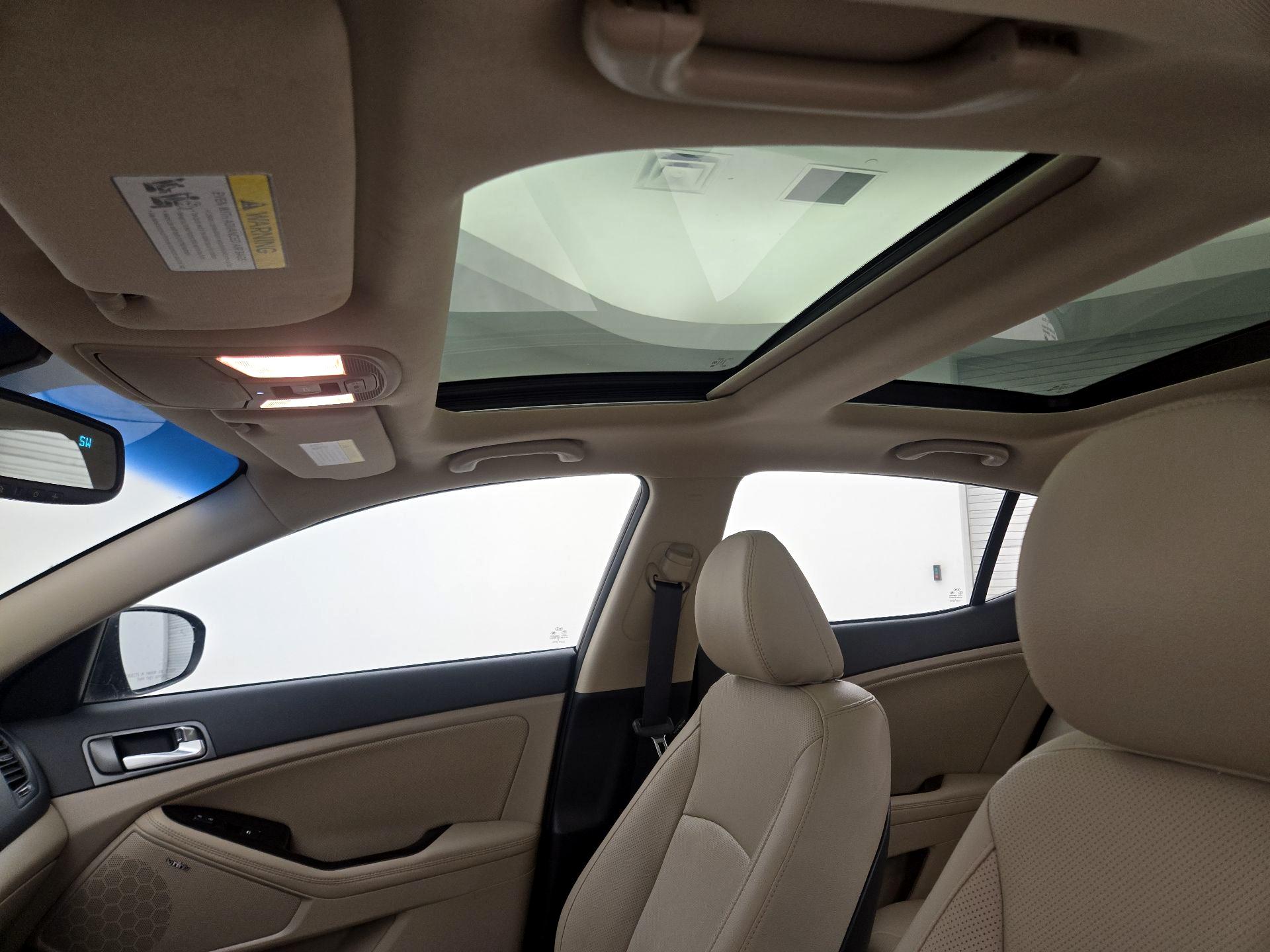 Thumbnail: 2015 Kia Optima - 20