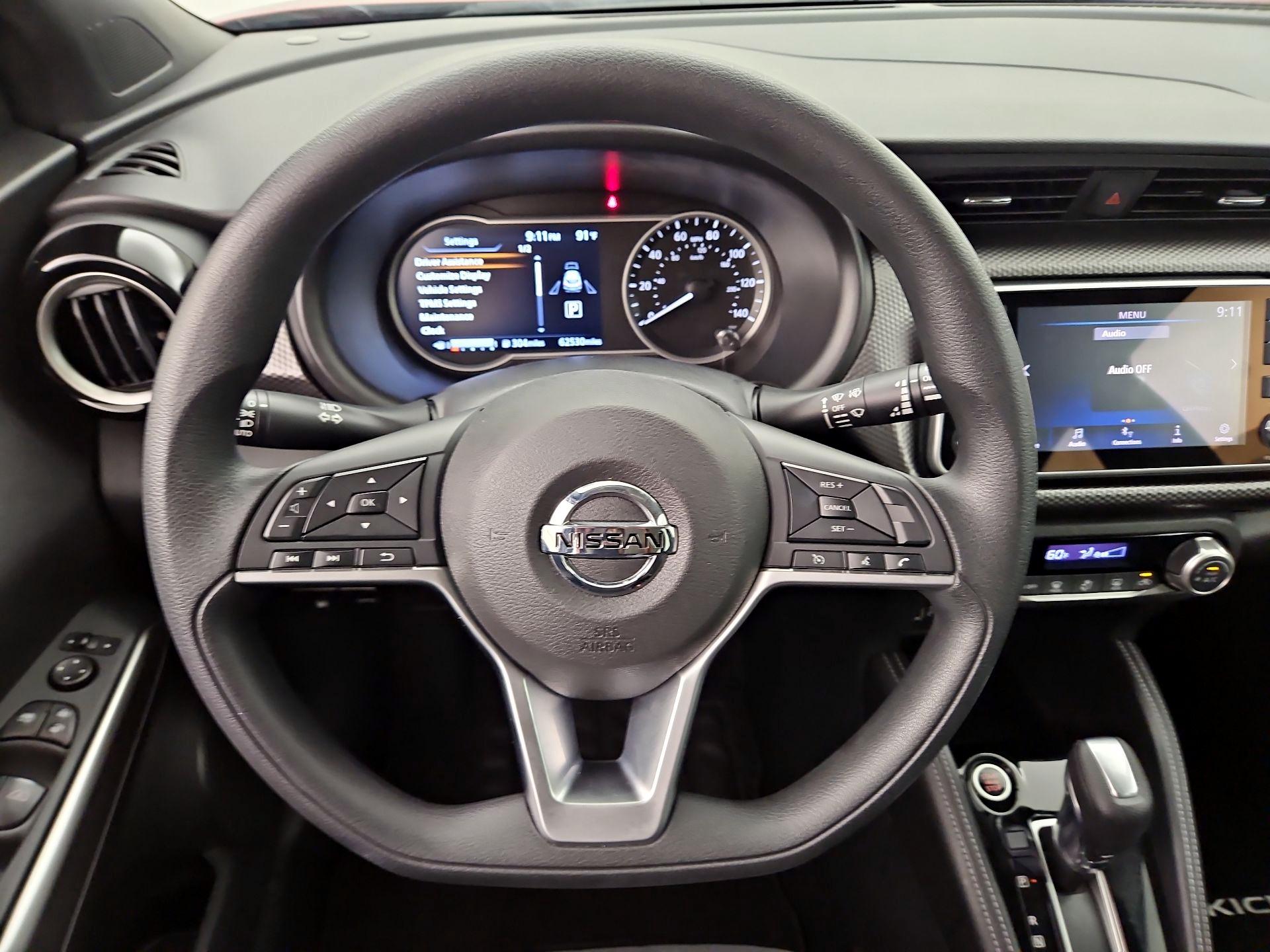 Thumbnail: 2018 Nissan Kicks - 10