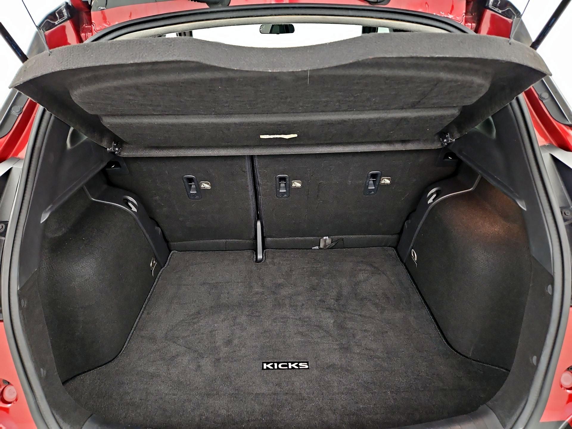 Thumbnail: 2018 Nissan Kicks - 20