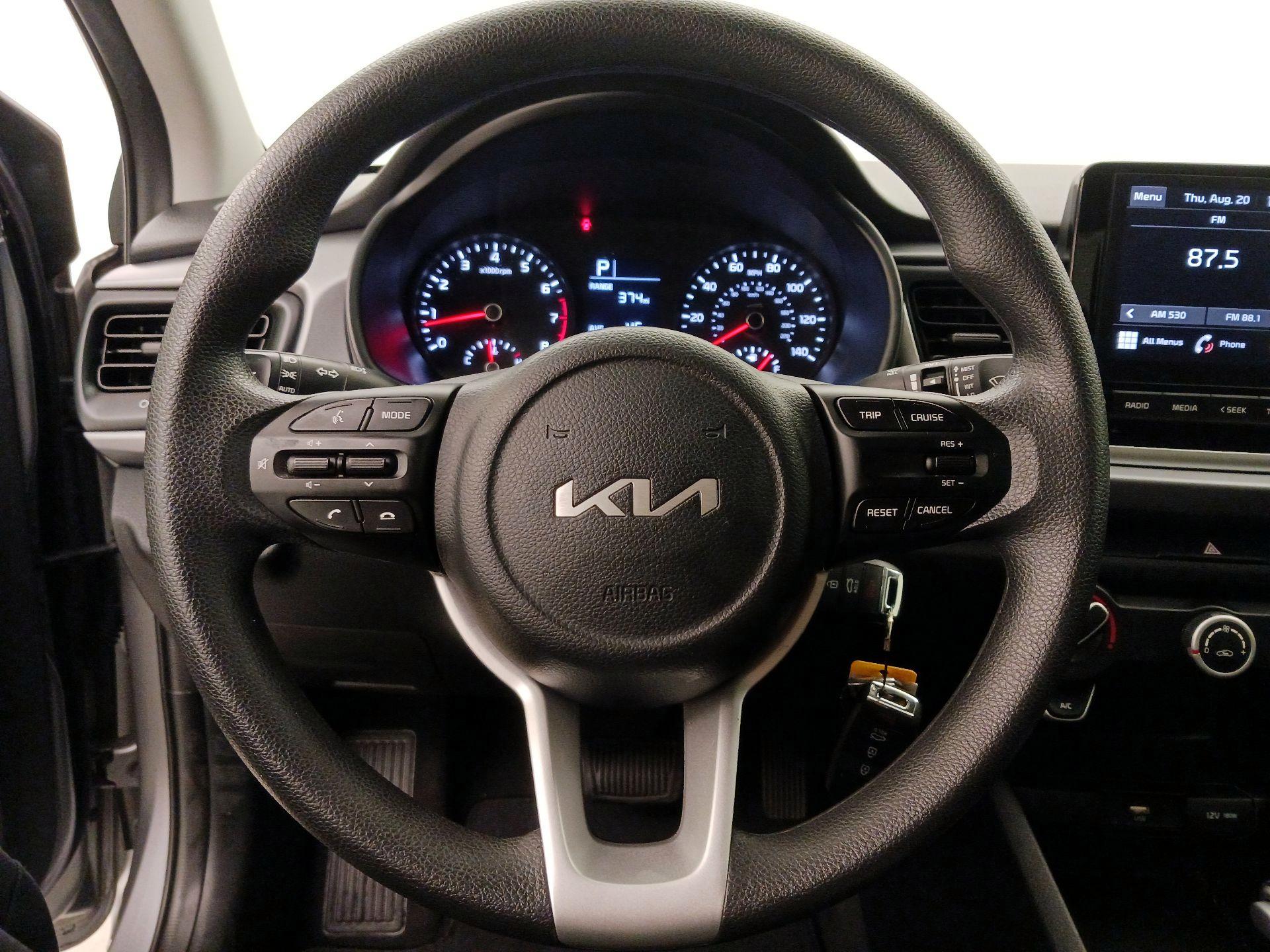 Thumbnail: 2023 Kia Rio - 10