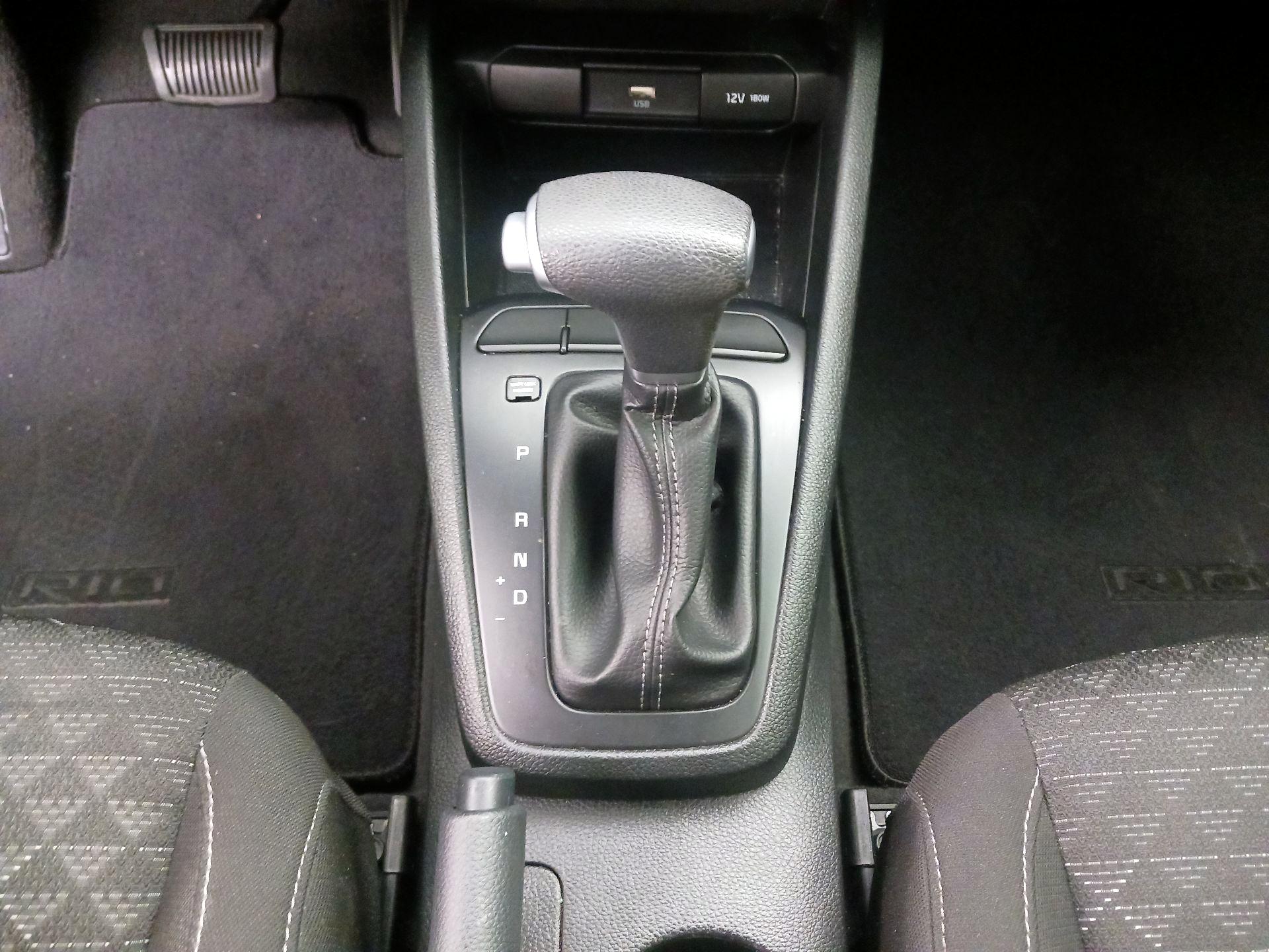 Thumbnail: 2023 Kia Rio - 17