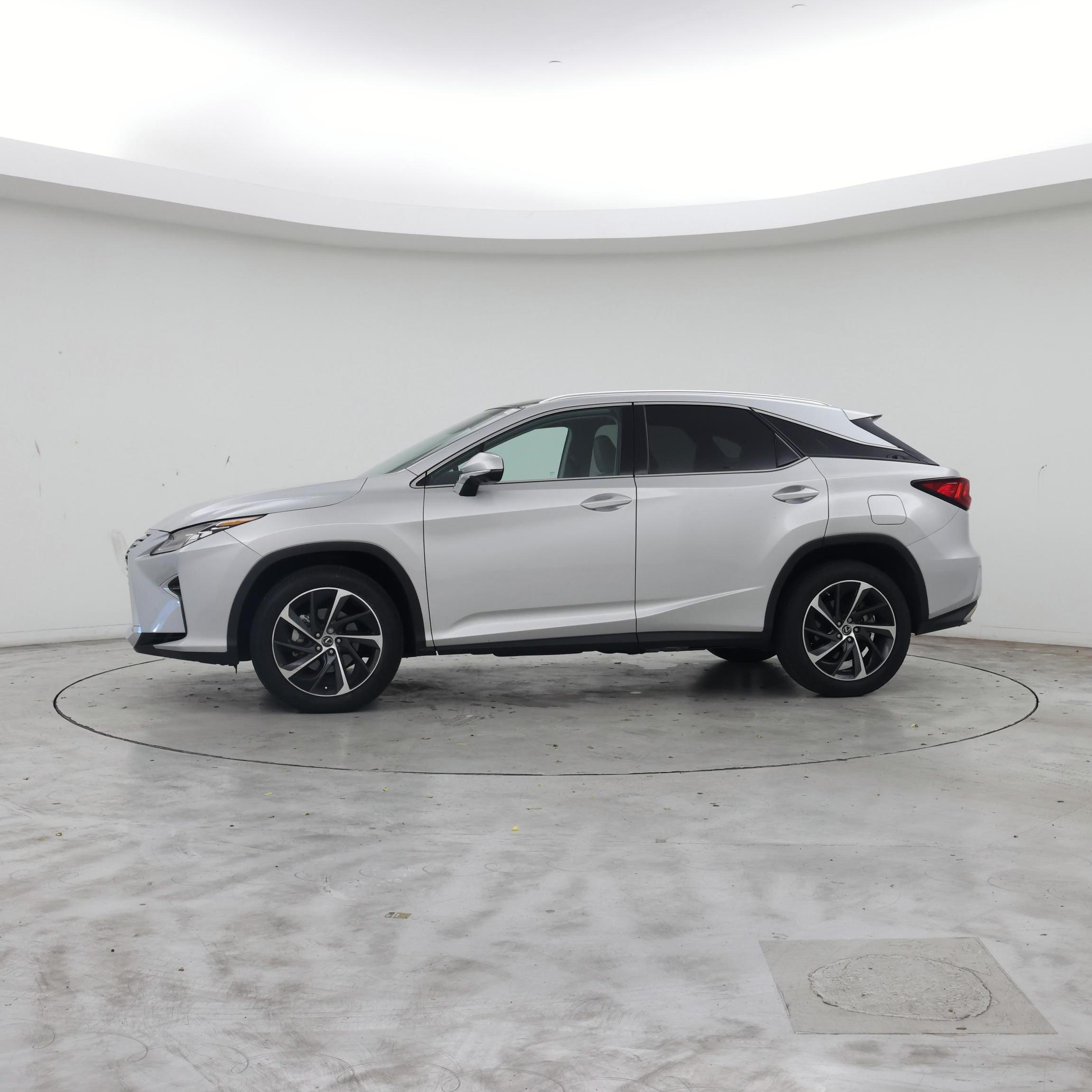 Thumbnail: 2018 Lexus RX - 3