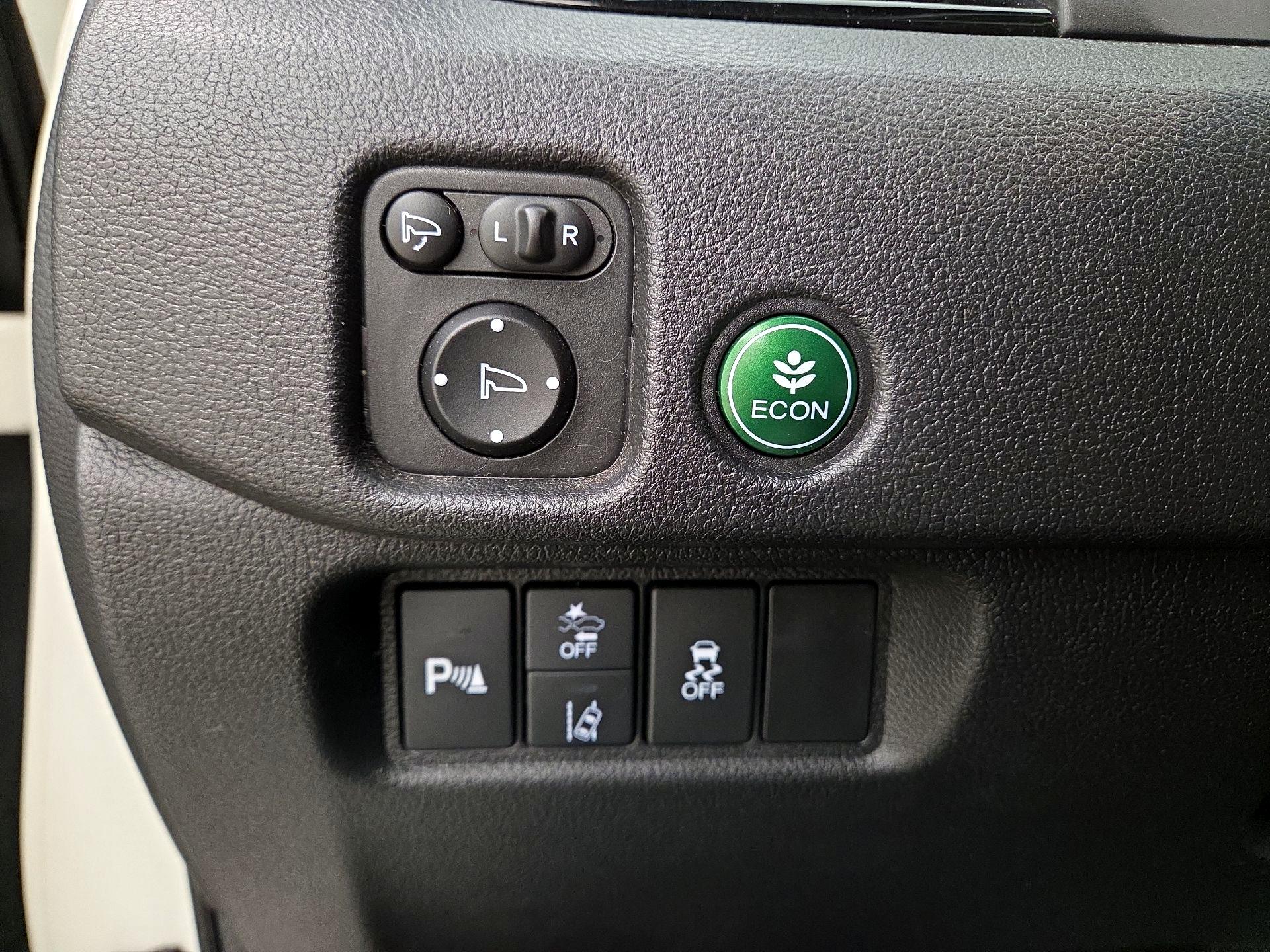Thumbnail: 2019 Honda Passport - 13