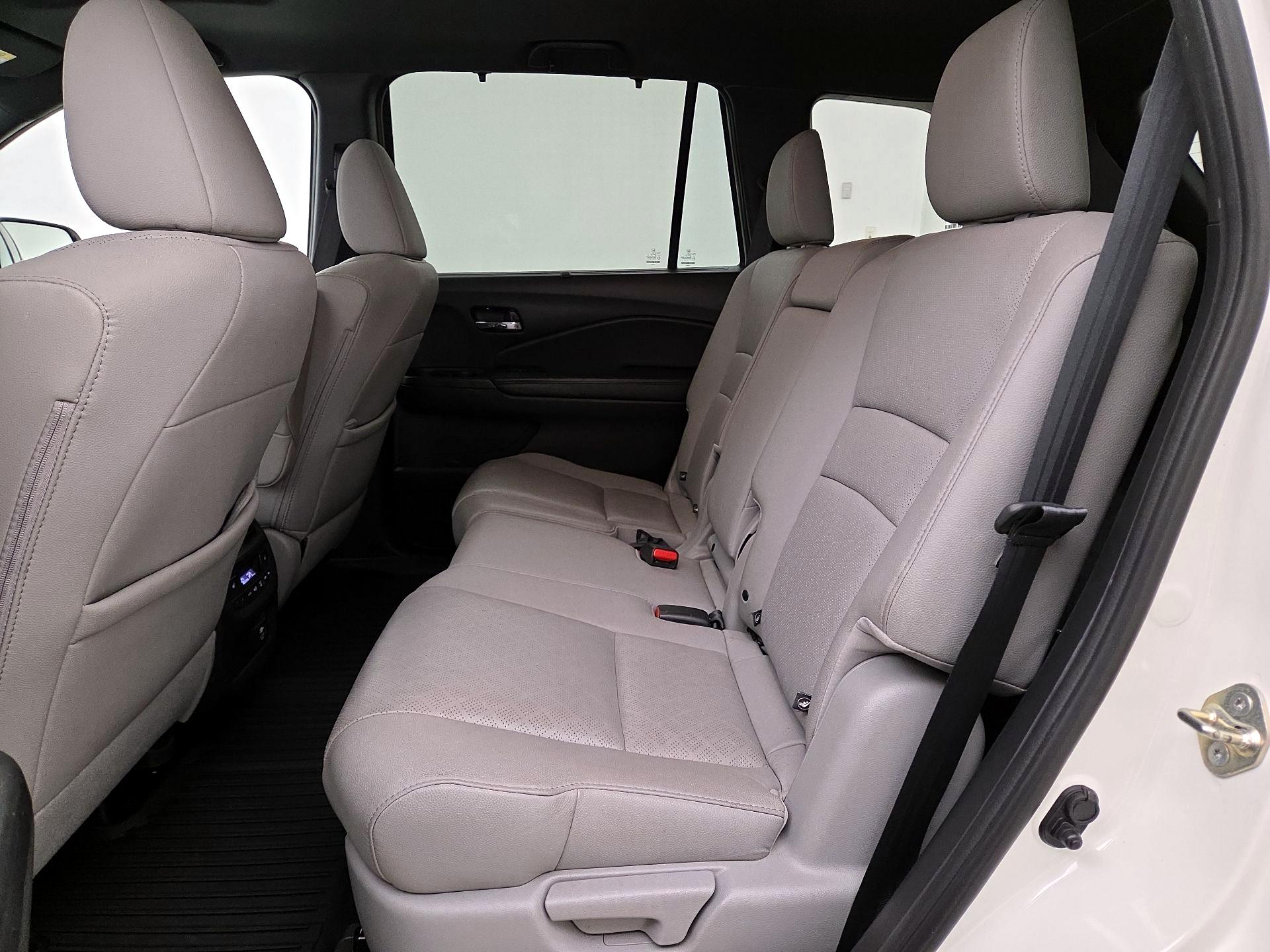 Thumbnail: 2019 Honda Passport - 19