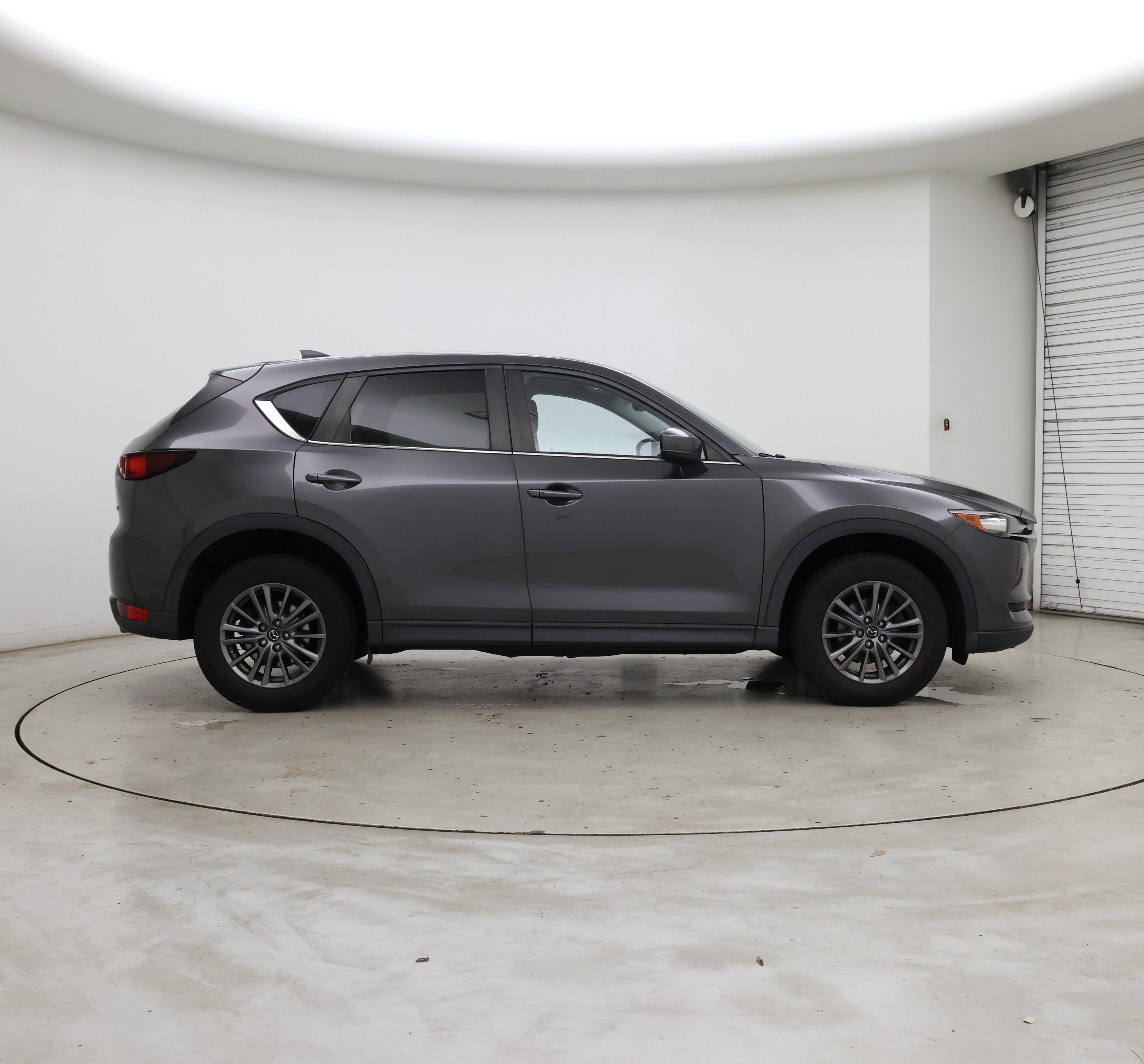 Thumbnail: 2017 Mazda CX-5 - 7
