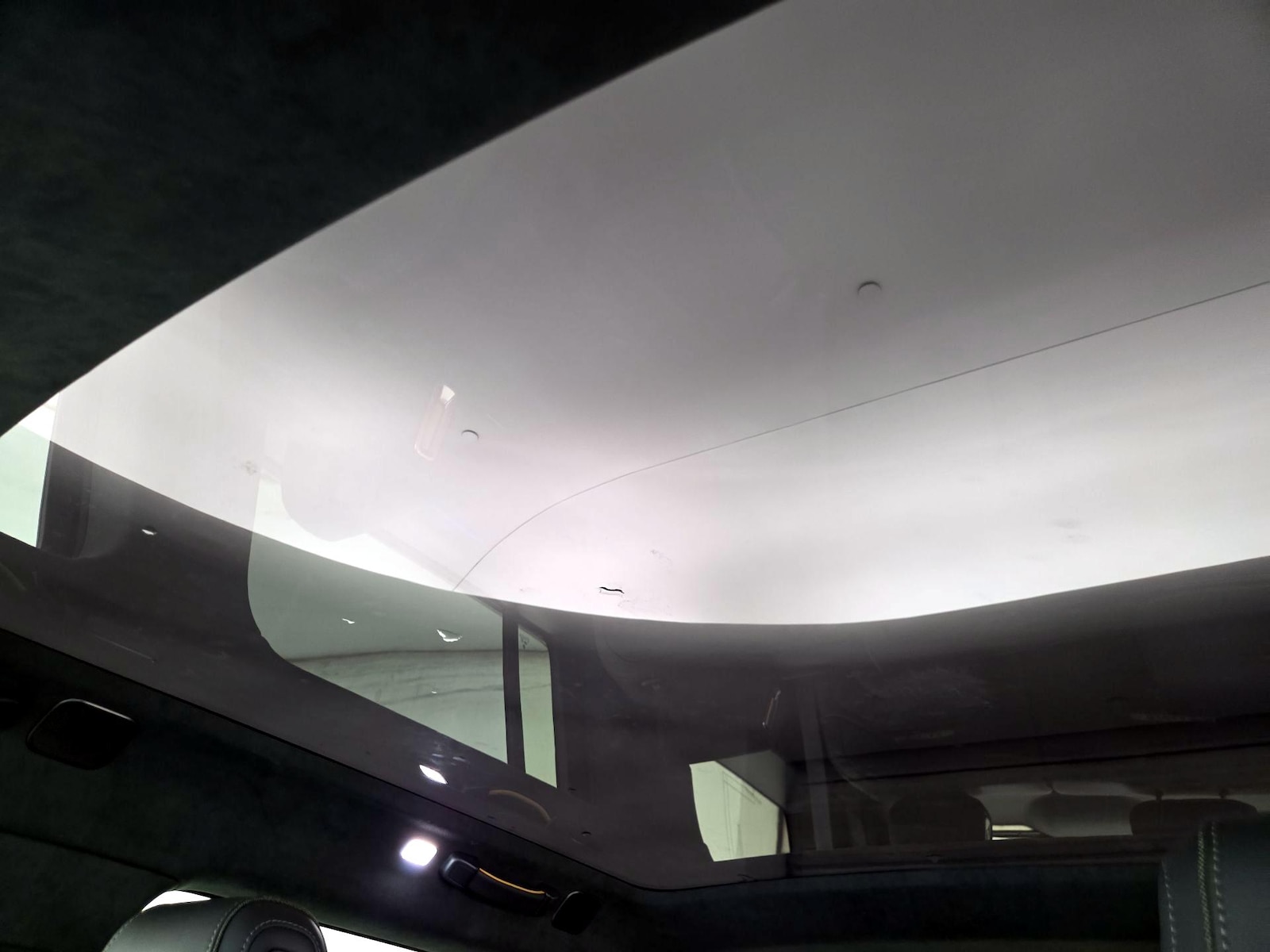 Skylight(s) & Overhead Airbags