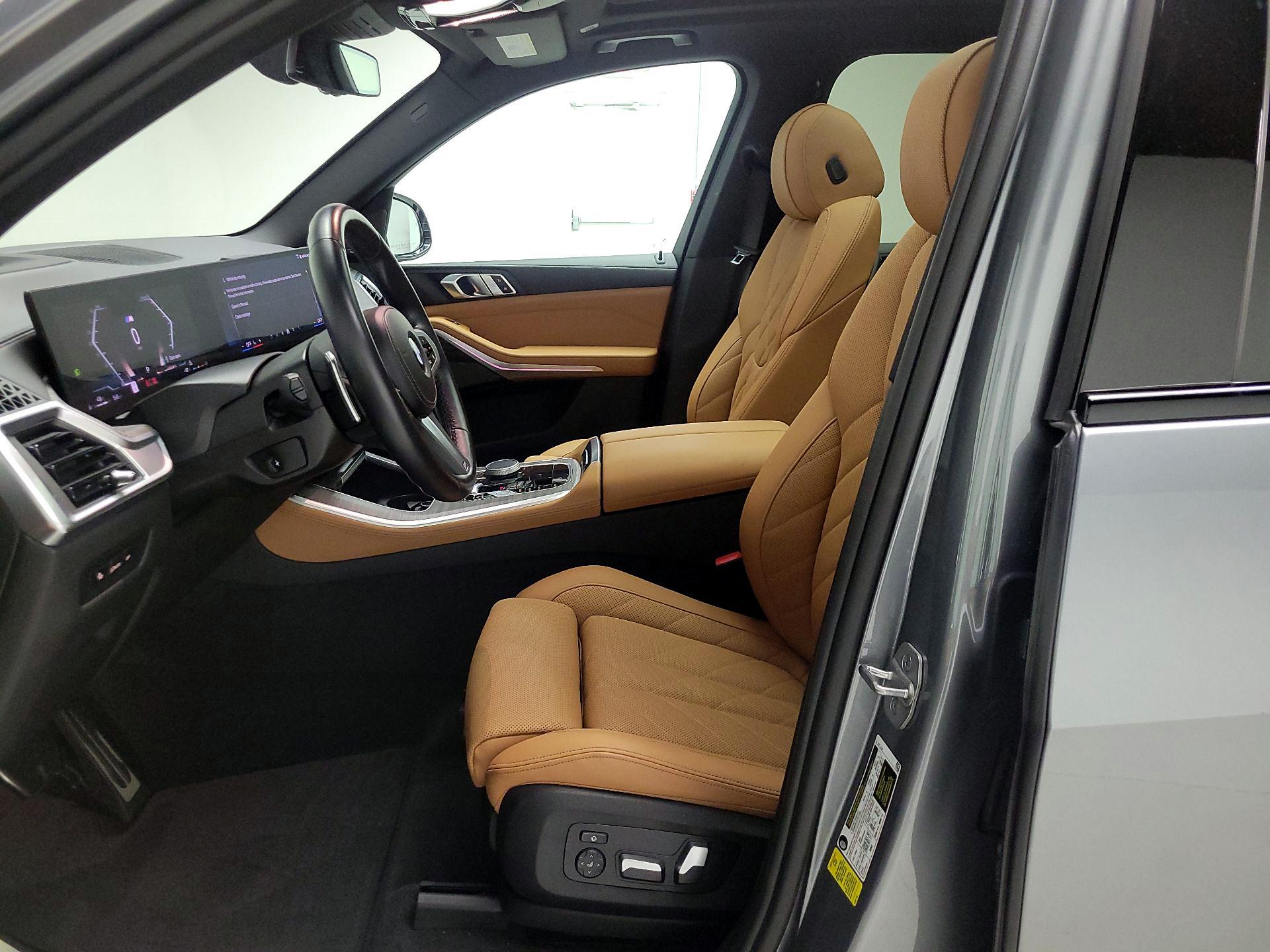 Thumbnail: 2024 BMW X5 - 11